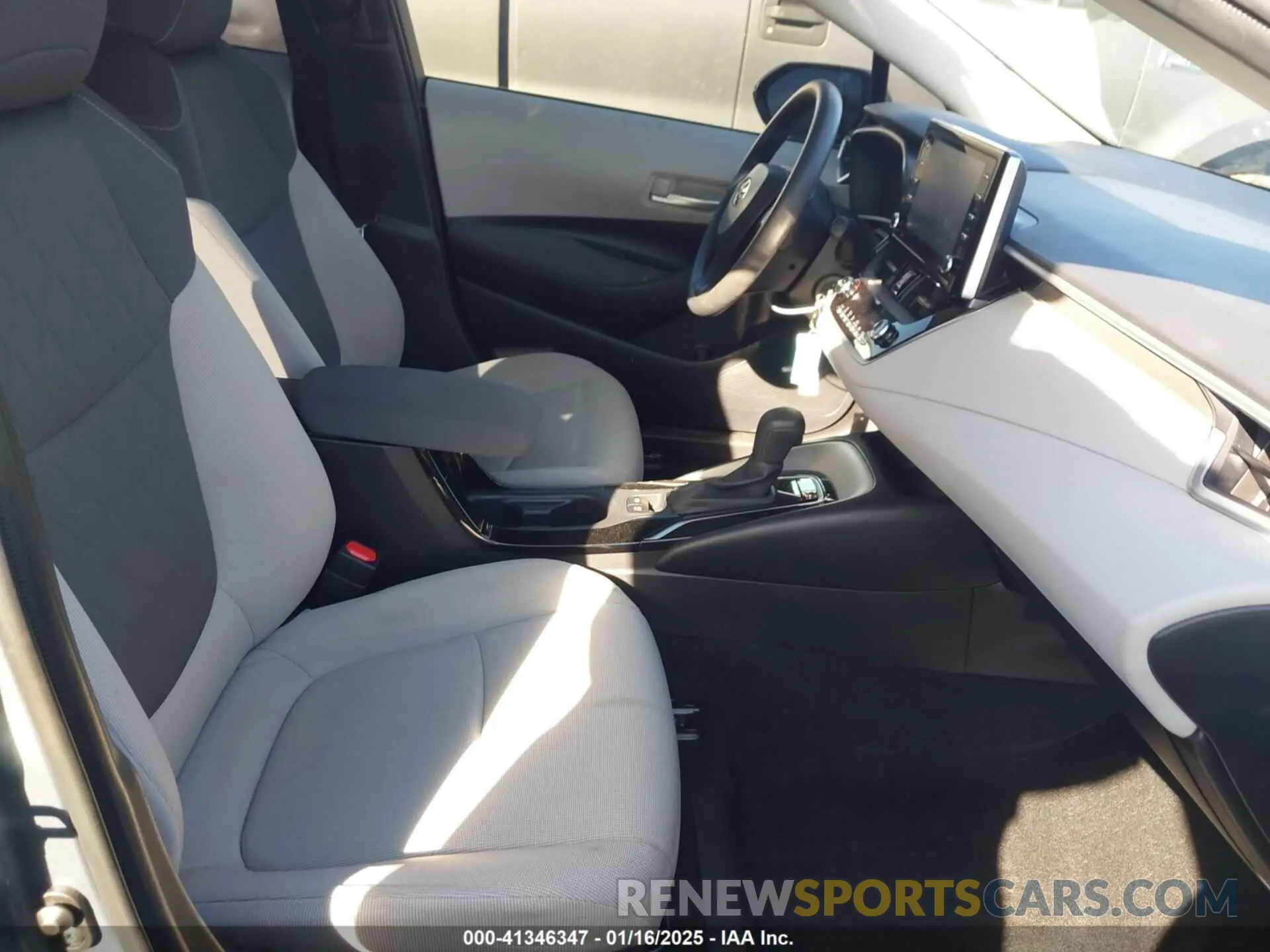 5 fotografías del automóvil dañado JTDEPMAE7MJ124964 TOYOTA COROLLA 2021