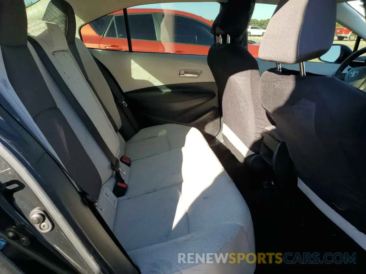 10 fotografías del automóvil dañado JTDEPMAE7MJ126827 TOYOTA COROLLA 2021