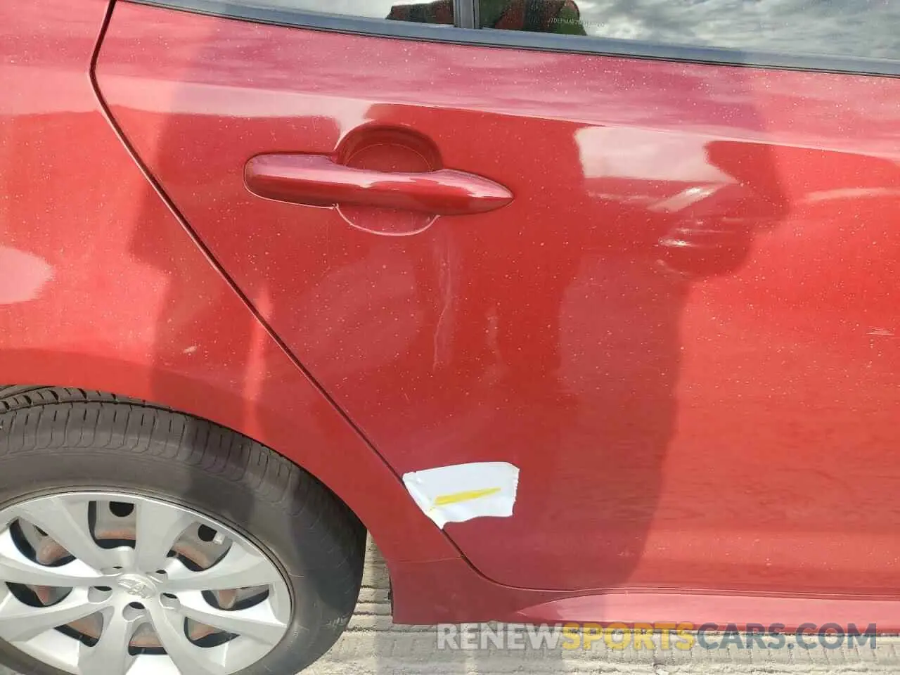 12 fotografías del automóvil dañado JTDEPMAE7MJ157480 TOYOTA COROLLA 2021