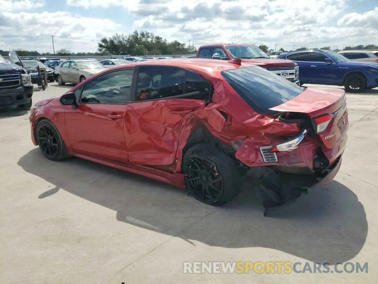 2 fotografías del automóvil dañado JTDEPMAE7MJ158208 TOYOTA COROLLA 2021