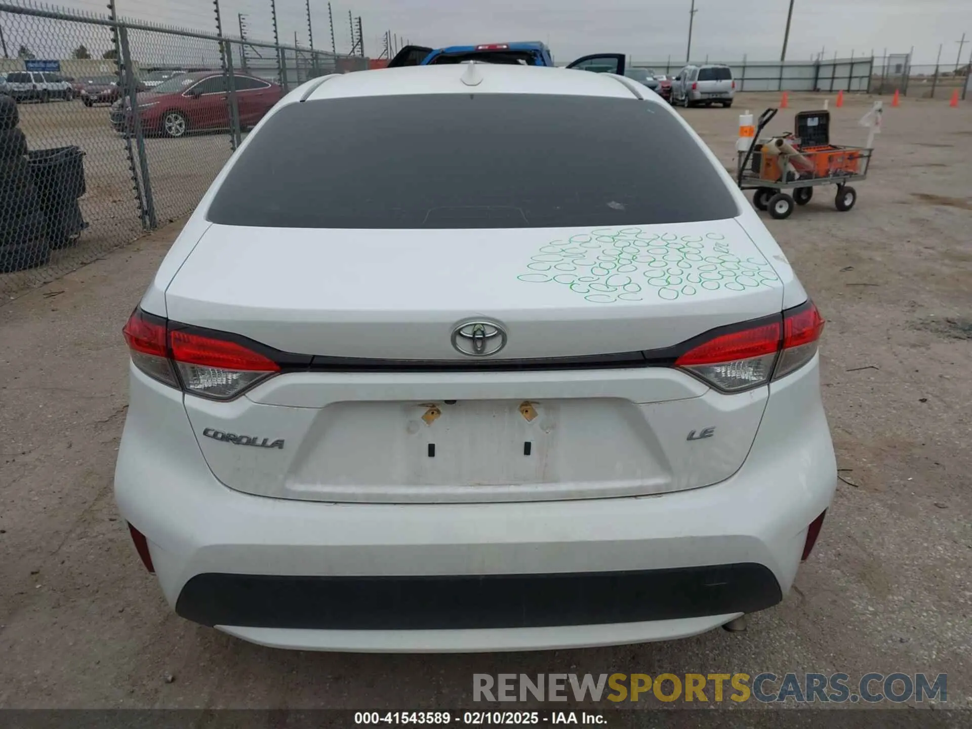 16 fotografías del automóvil dañado JTDEPMAE8MJ155091 TOYOTA COROLLA 2021
