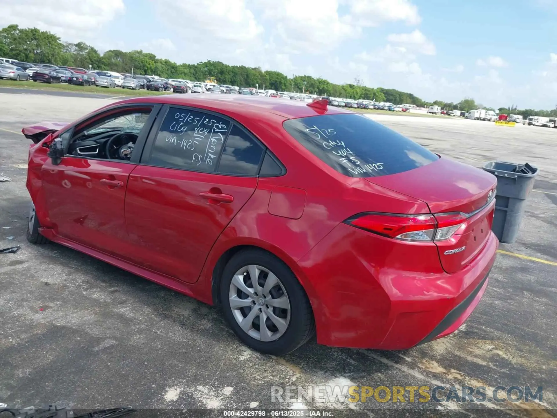 3 fotografías del automóvil dañado JTDEPMAE8MJ161425 TOYOTA COROLLA 2021