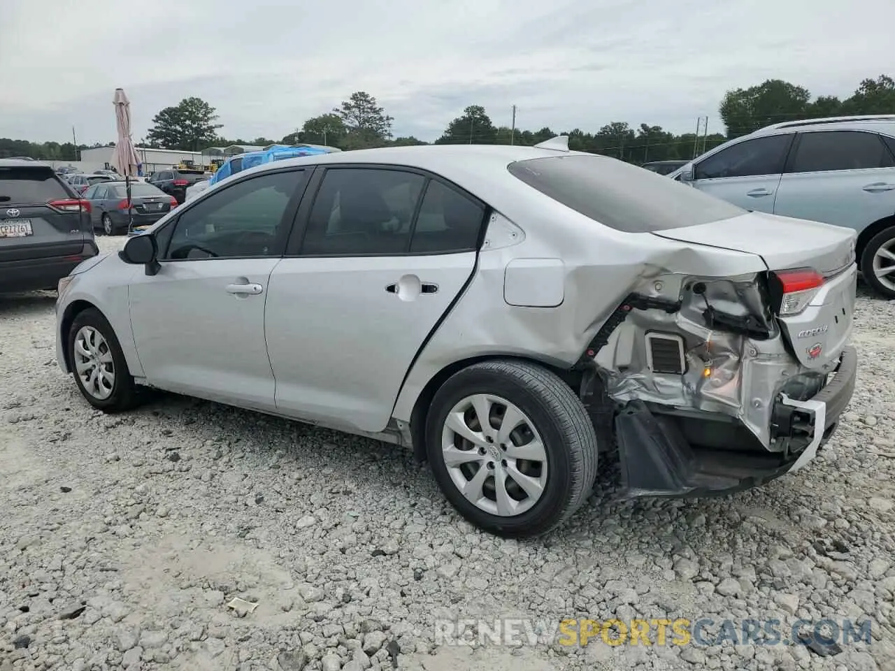 2 fotografías del automóvil dañado JTDEPMAE9MJ123282 TOYOTA COROLLA 2021
