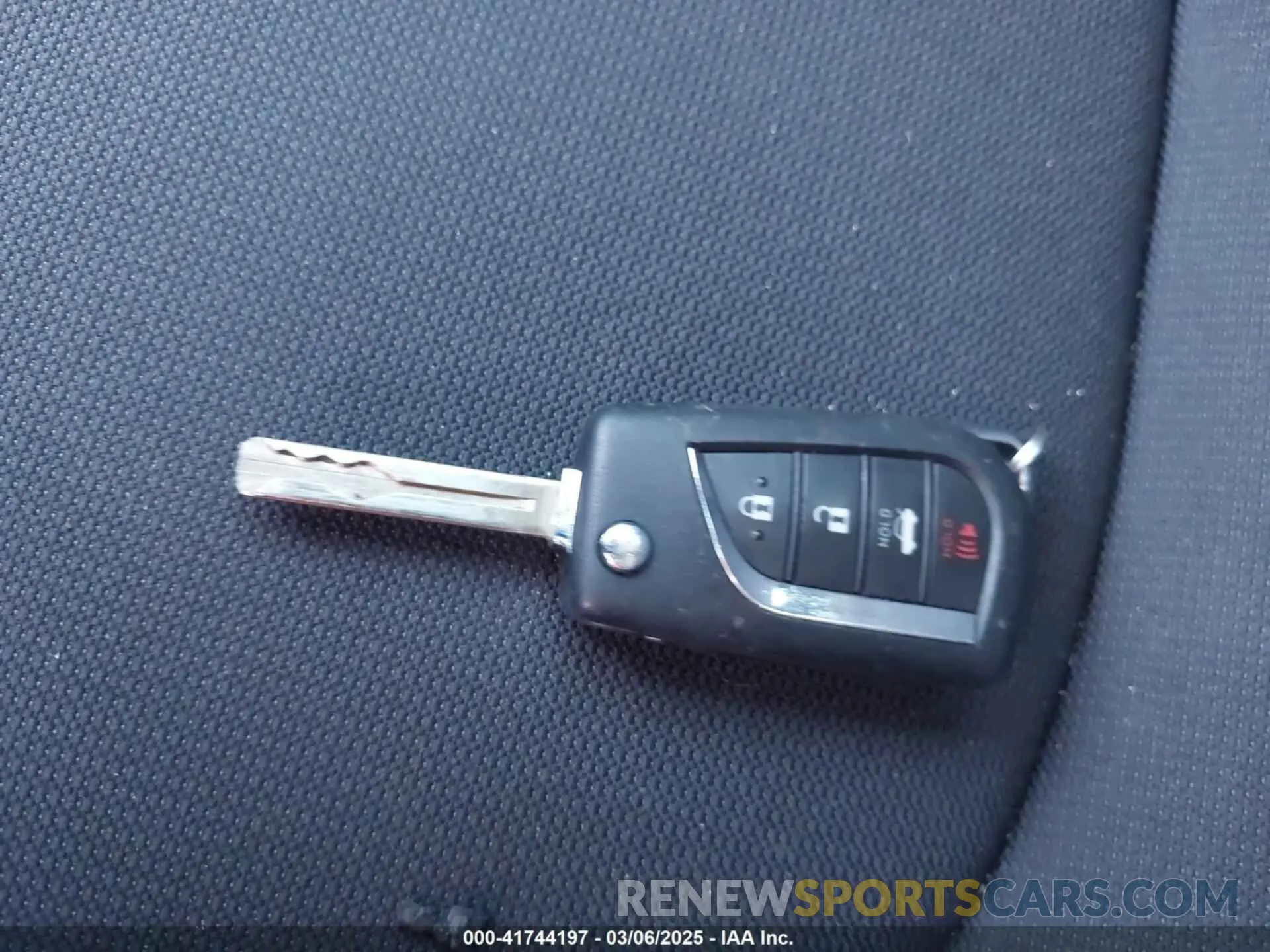 11 fotografías del automóvil dañado JTDEPMAE9MJ132063 TOYOTA COROLLA 2021