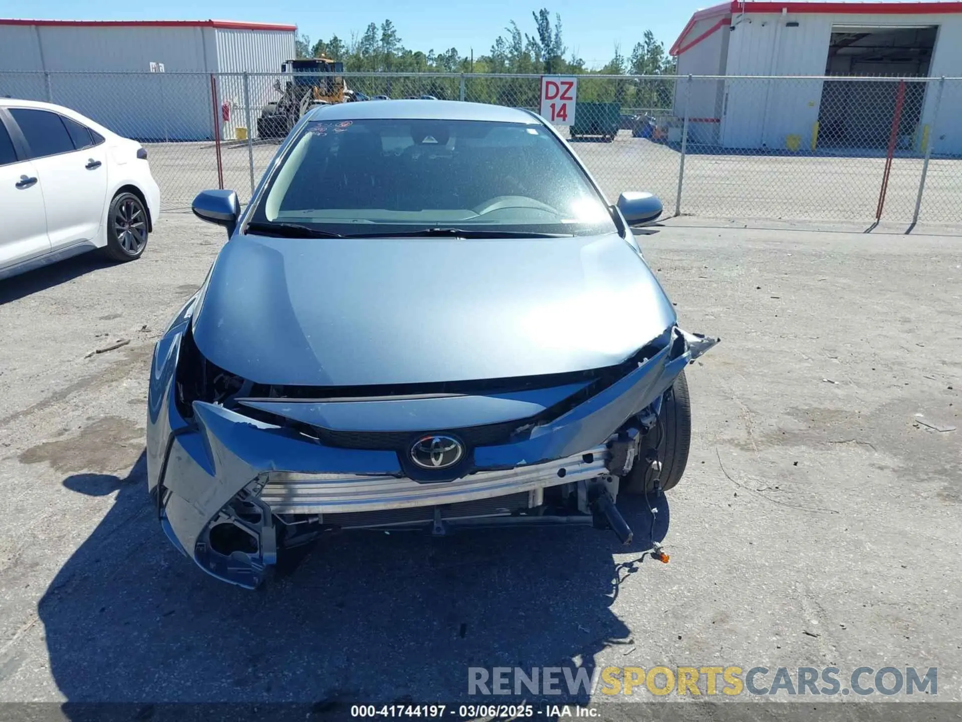 13 fotografías del automóvil dañado JTDEPMAE9MJ132063 TOYOTA COROLLA 2021