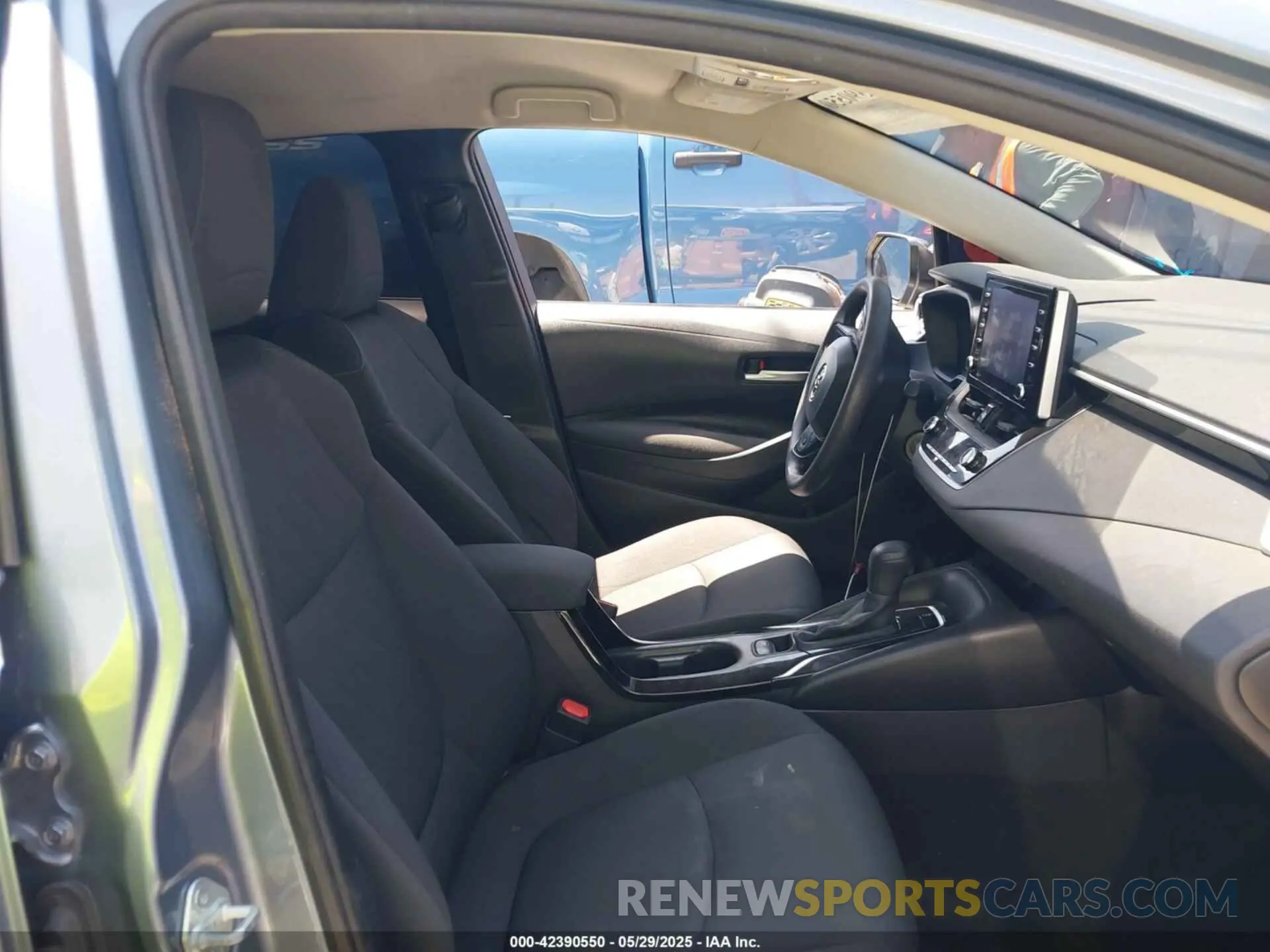 5 fotografías del automóvil dañado JTDEPMAE9MJ141815 TOYOTA COROLLA 2021