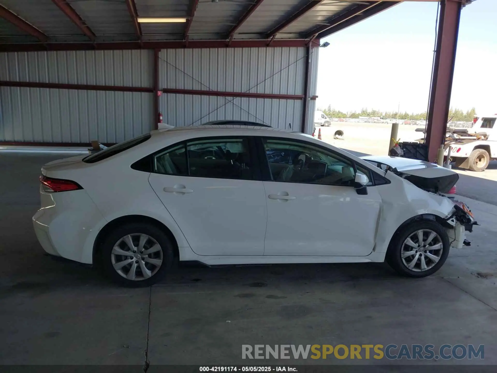 14 fotografías del automóvil dañado JTDEPMAE9MJ167217 TOYOTA COROLLA 2021