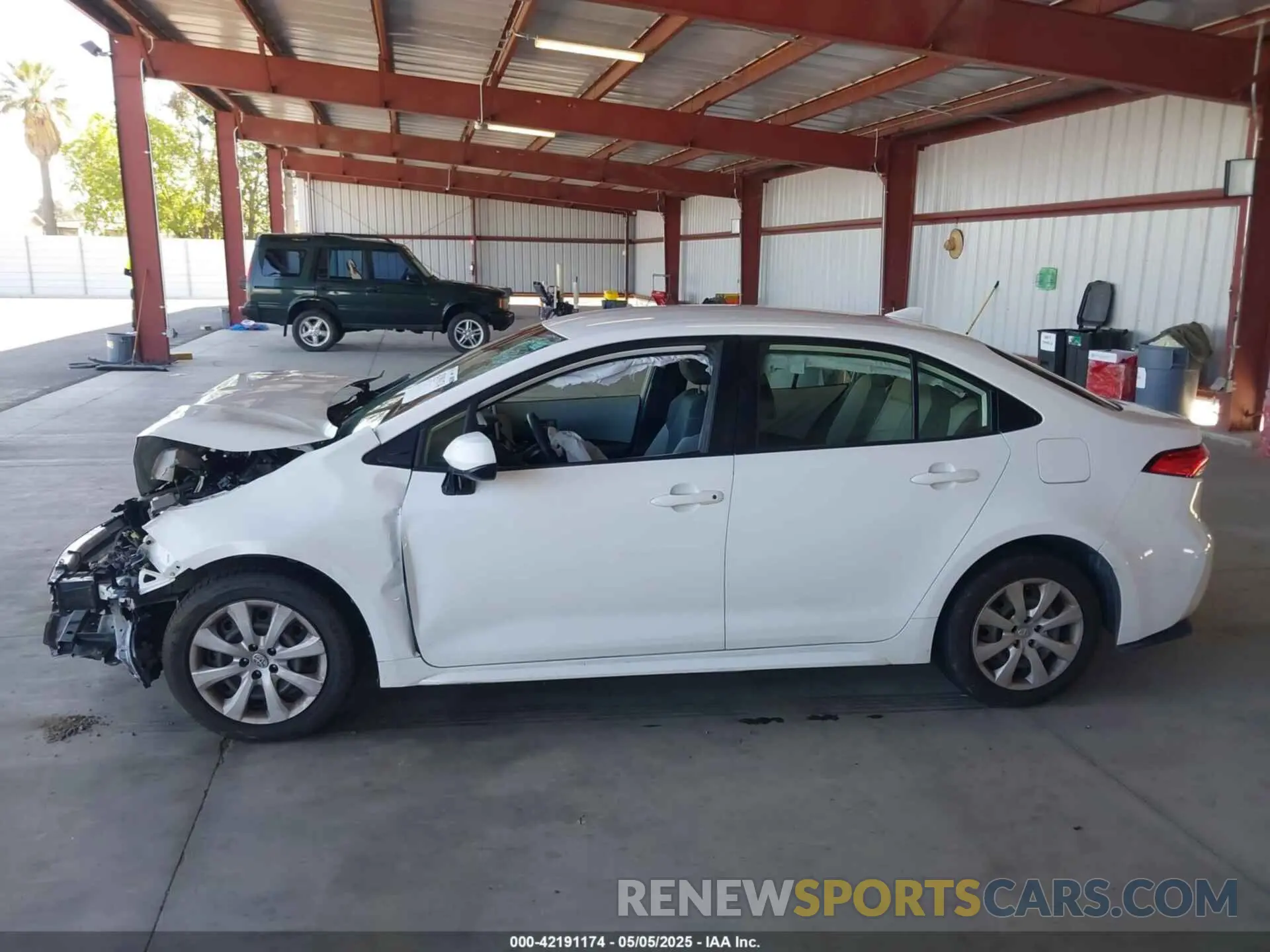 15 fotografías del automóvil dañado JTDEPMAE9MJ167217 TOYOTA COROLLA 2021