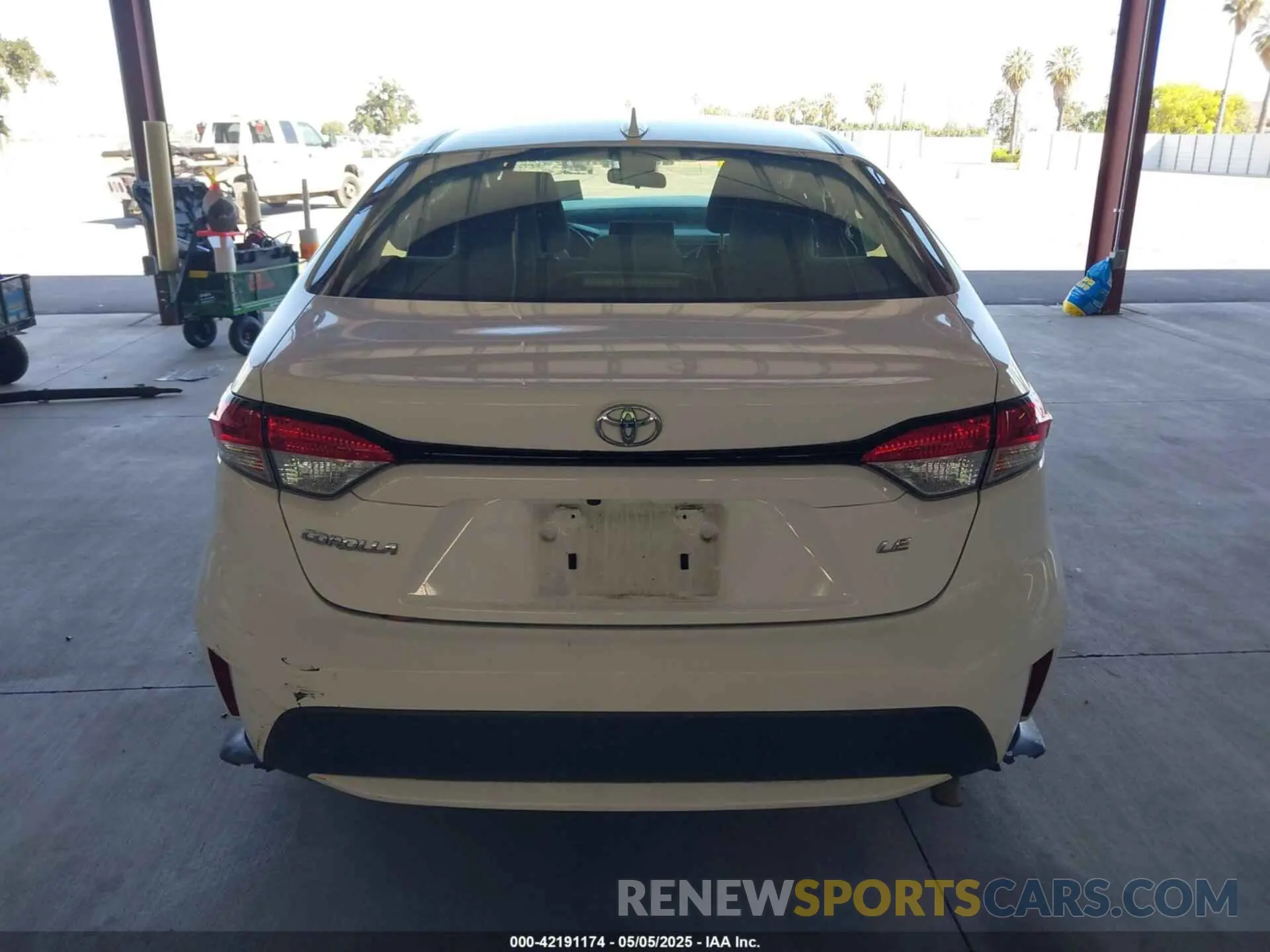 17 fotografías del automóvil dañado JTDEPMAE9MJ167217 TOYOTA COROLLA 2021