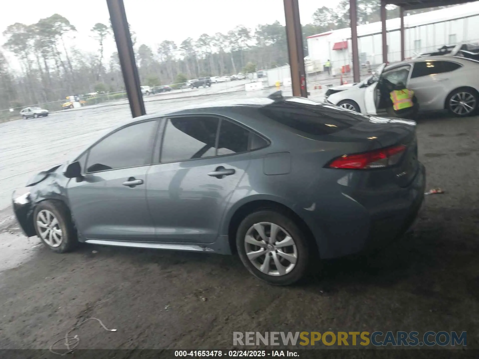 14 fotografías del automóvil dañado JTDEPMAEXMJ118351 TOYOTA COROLLA 2021