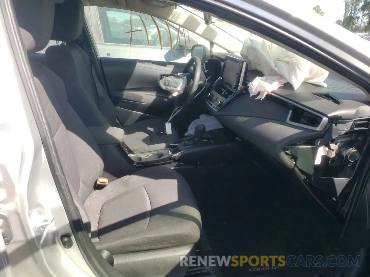 5 fotografías del automóvil dañado JTDEPMAEXMJ124215 TOYOTA COROLLA 2021