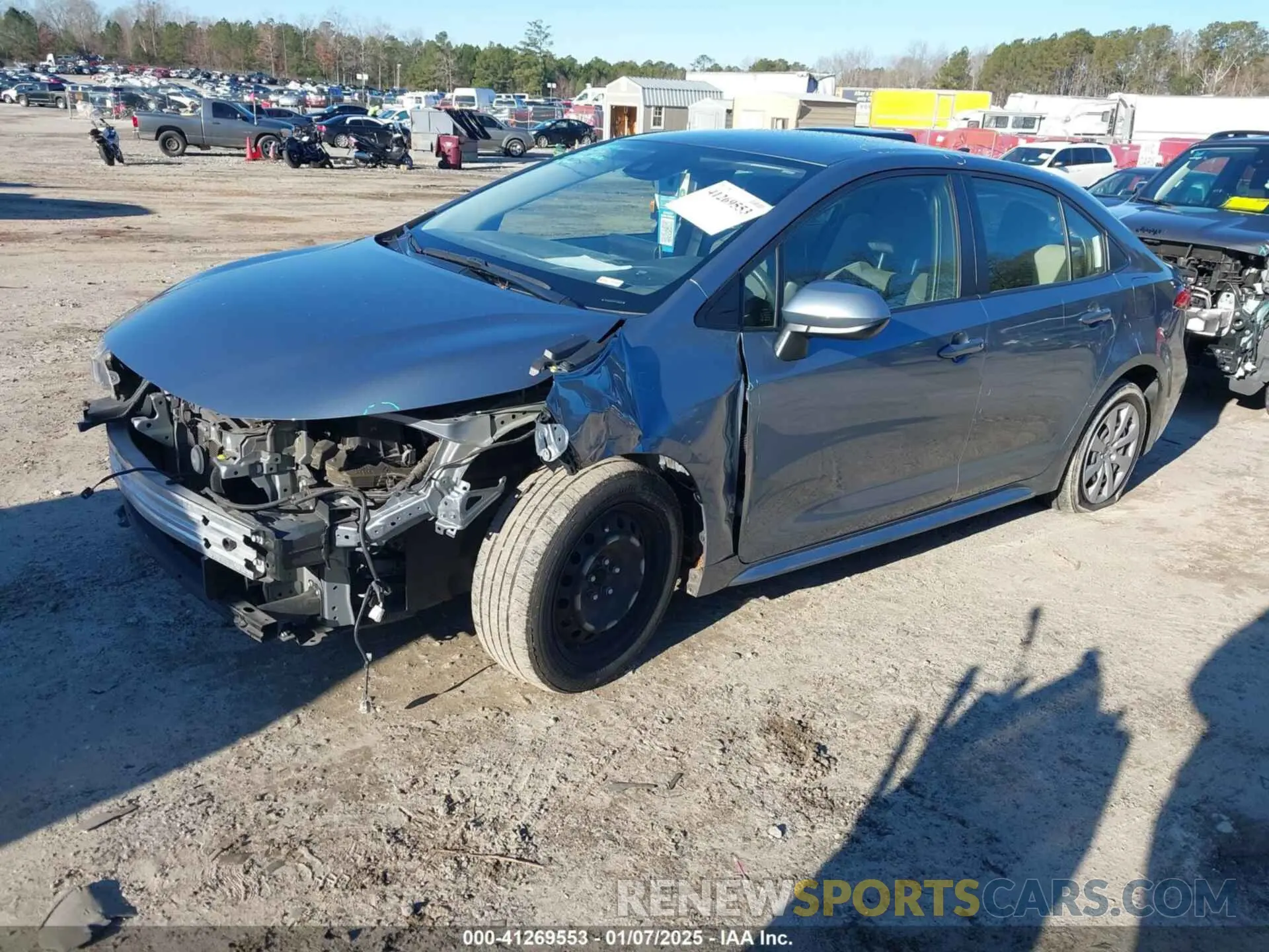 2 fotografías del automóvil dañado JTDEPMAEXMJ143833 TOYOTA COROLLA 2021