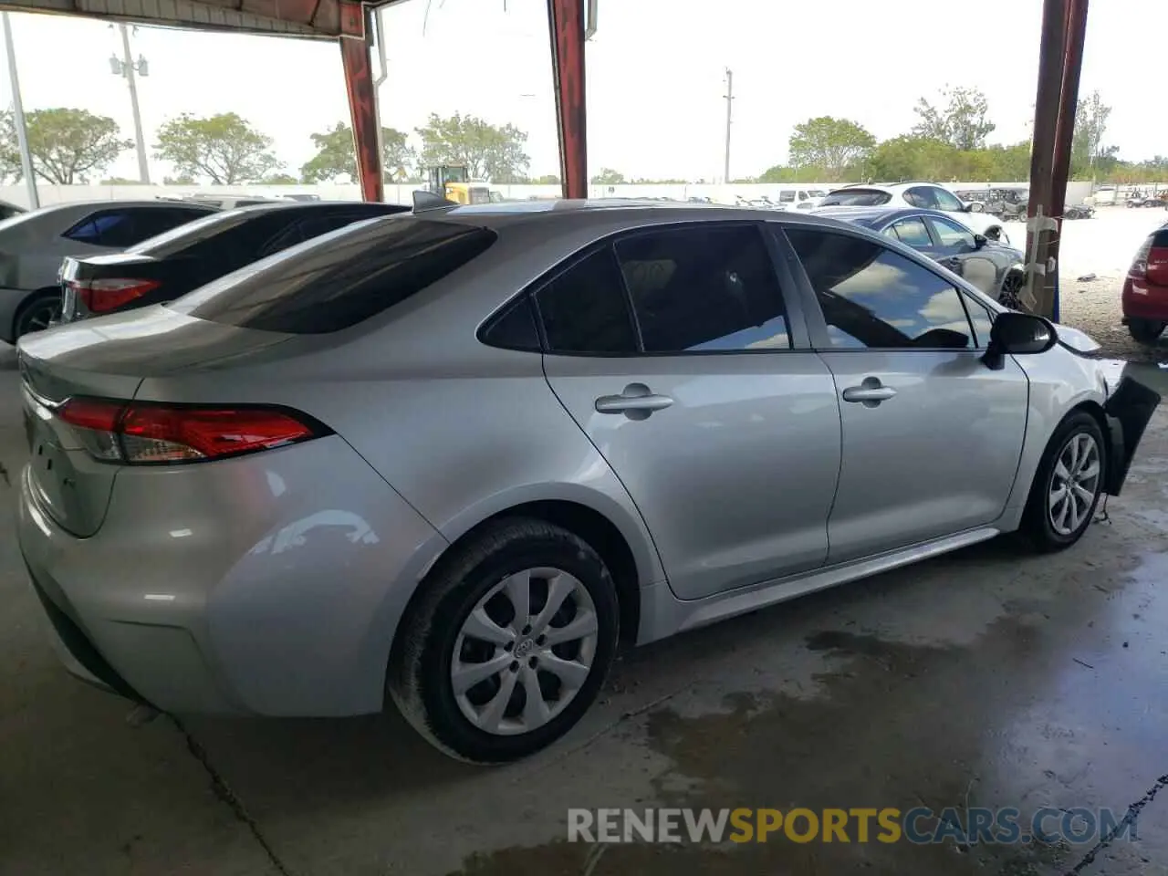 3 fotografías del automóvil dañado JTDEPMAEXMJ157053 TOYOTA COROLLA 2021
