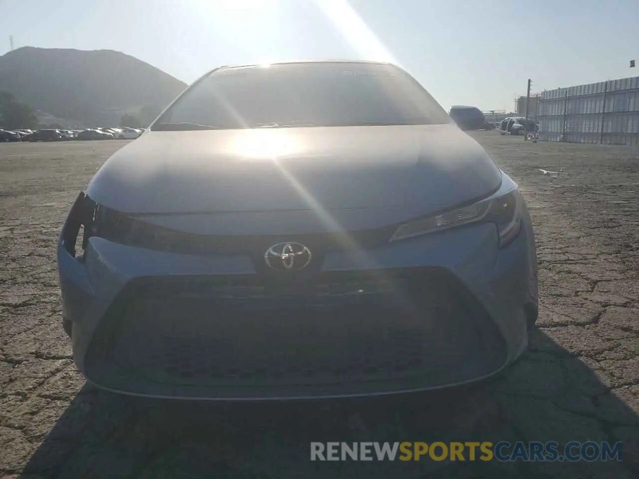 5 fotografías del automóvil dañado JTDEPMAEXMJ166965 TOYOTA COROLLA 2021