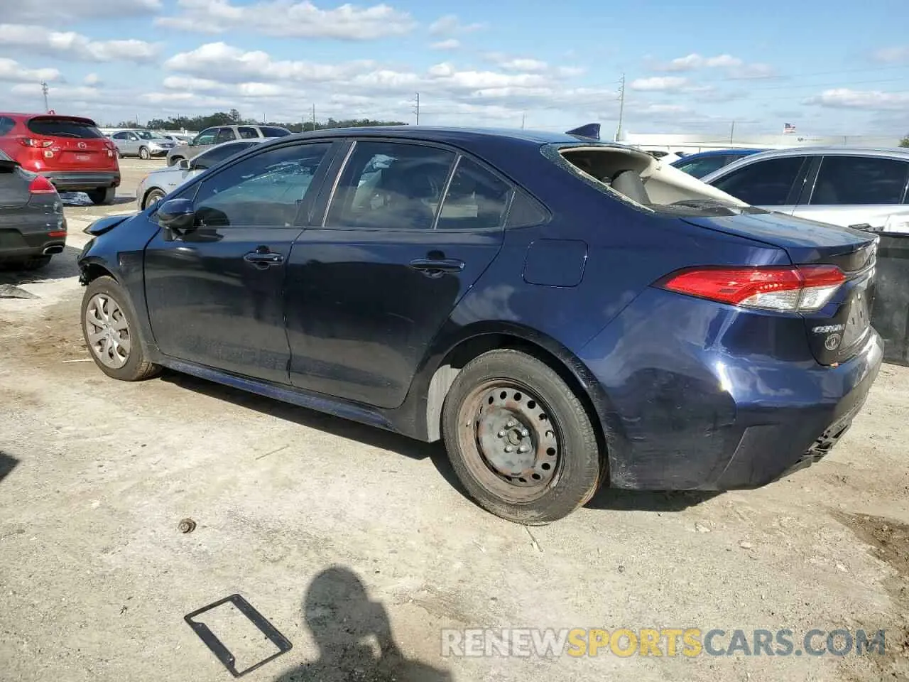 2 fotografías del automóvil dañado JTDEPMAEXMJ176427 TOYOTA COROLLA 2021