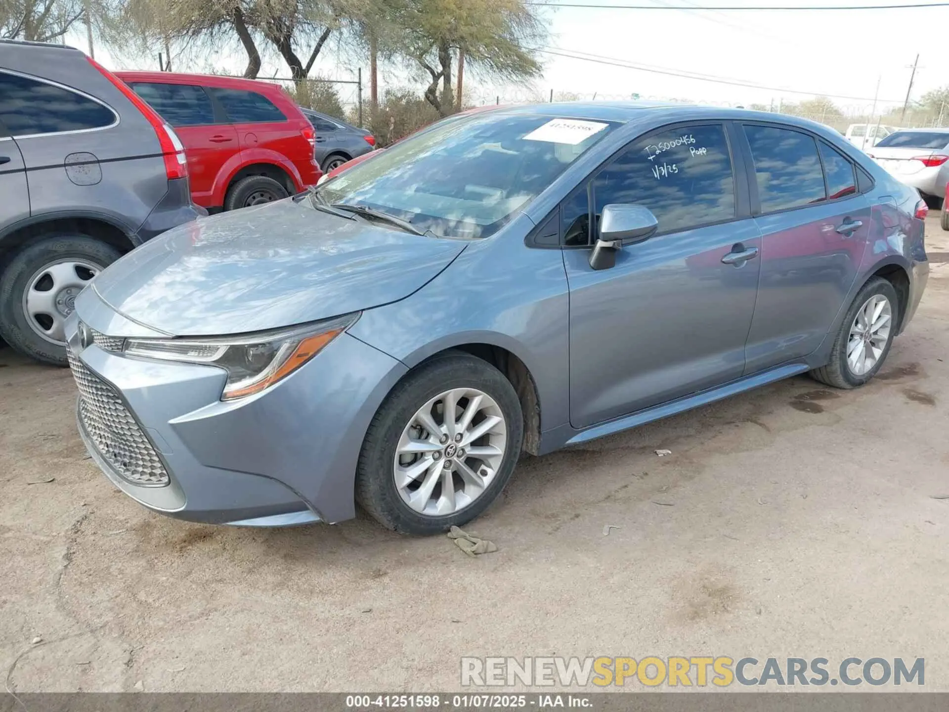 2 fotografías del automóvil dañado JTDHPMAEXMJ148883 TOYOTA COROLLA 2021