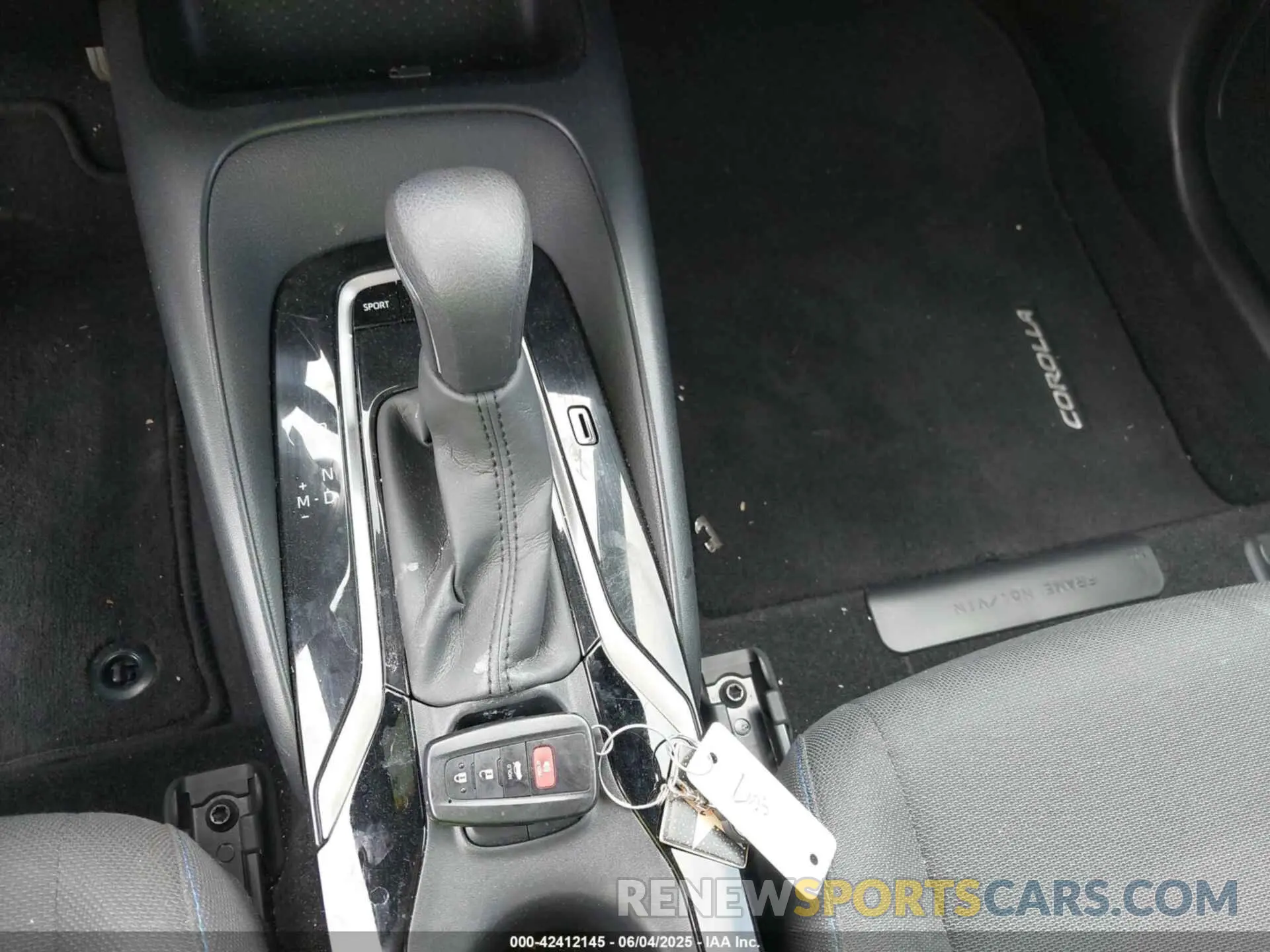 11 fotografías del automóvil dañado JTDP4MCE2MJ063621 TOYOTA COROLLA 2021