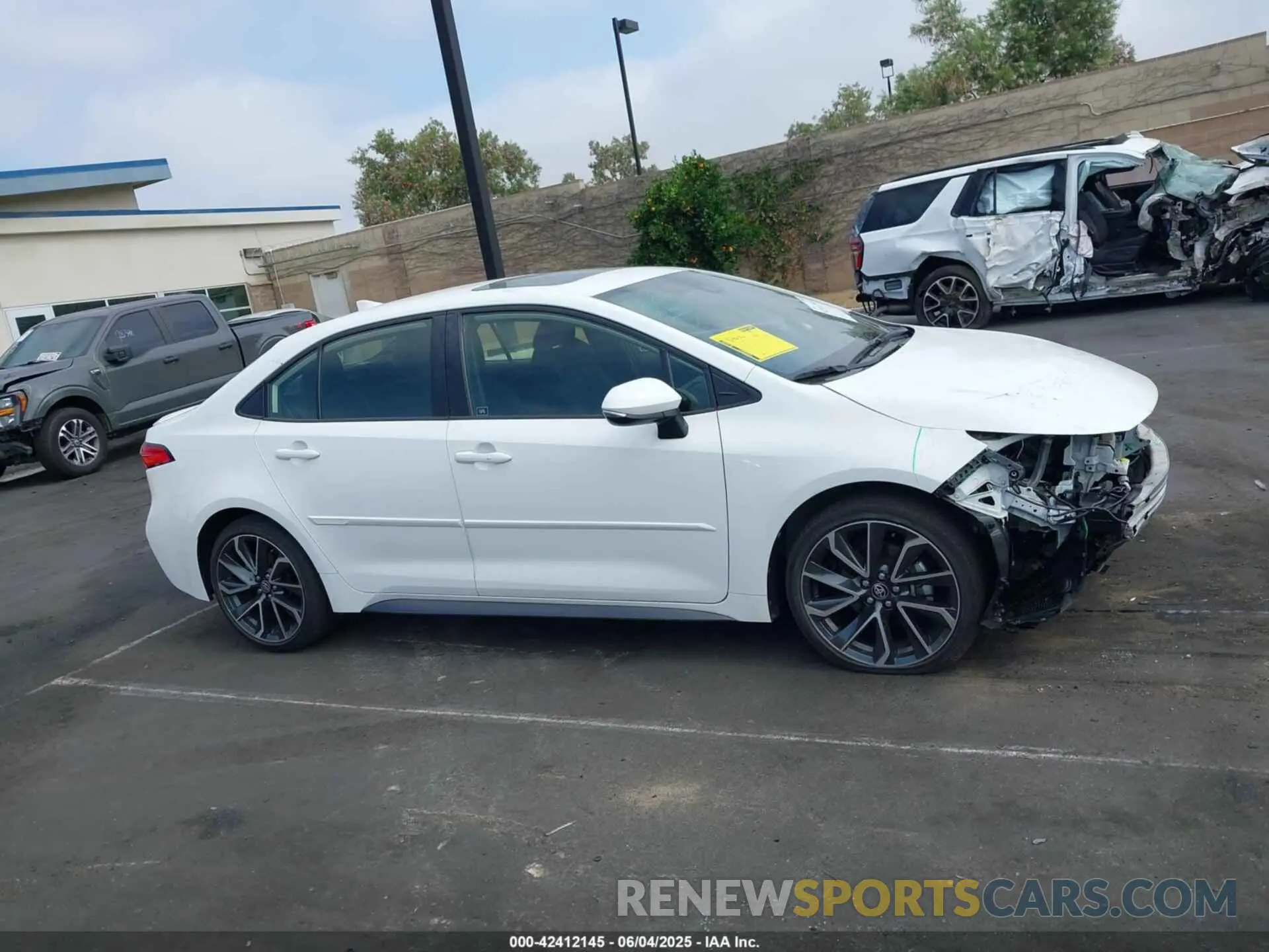 14 fotografías del automóvil dañado JTDP4MCE2MJ063621 TOYOTA COROLLA 2021