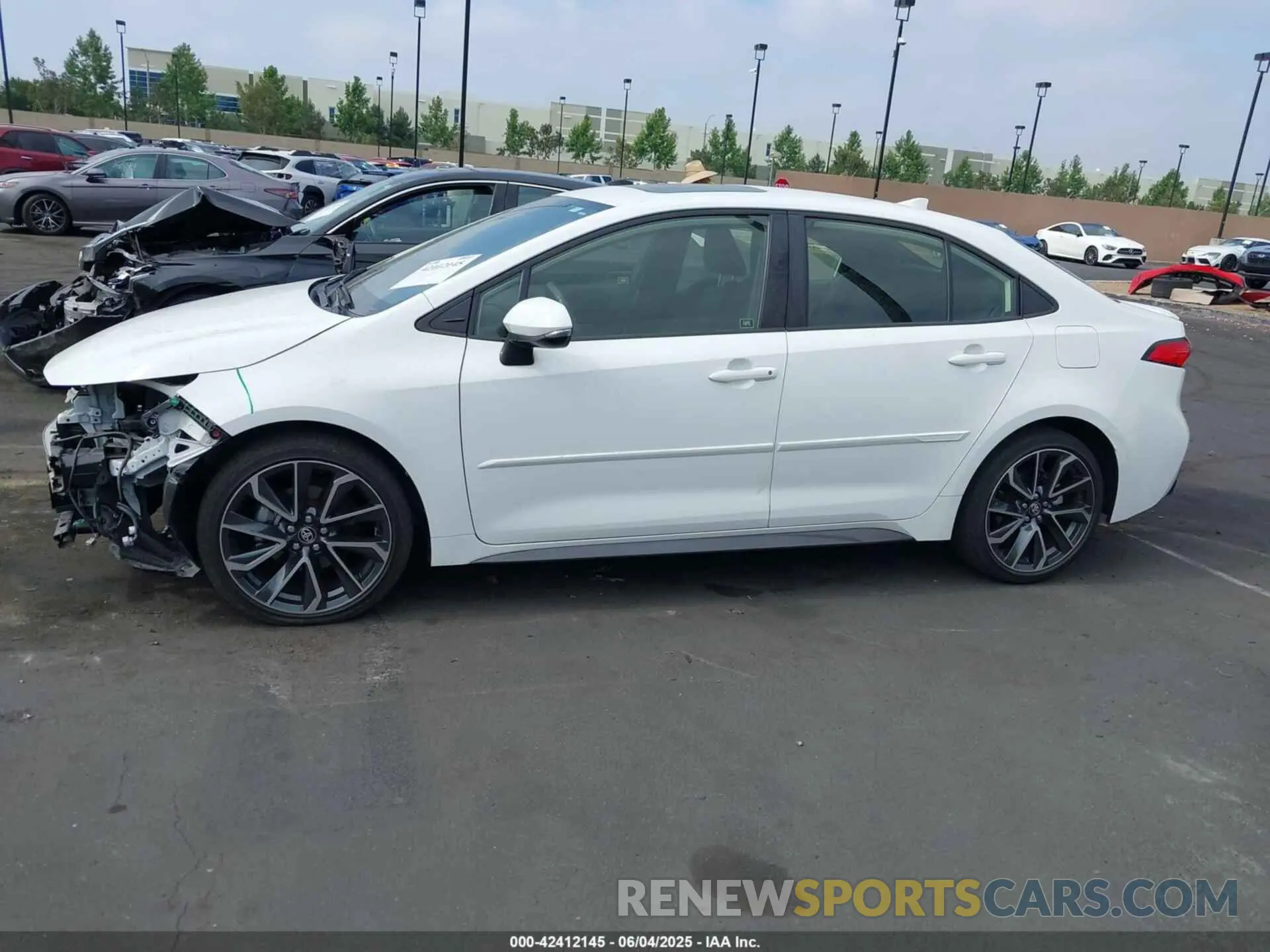 15 fotografías del automóvil dañado JTDP4MCE2MJ063621 TOYOTA COROLLA 2021