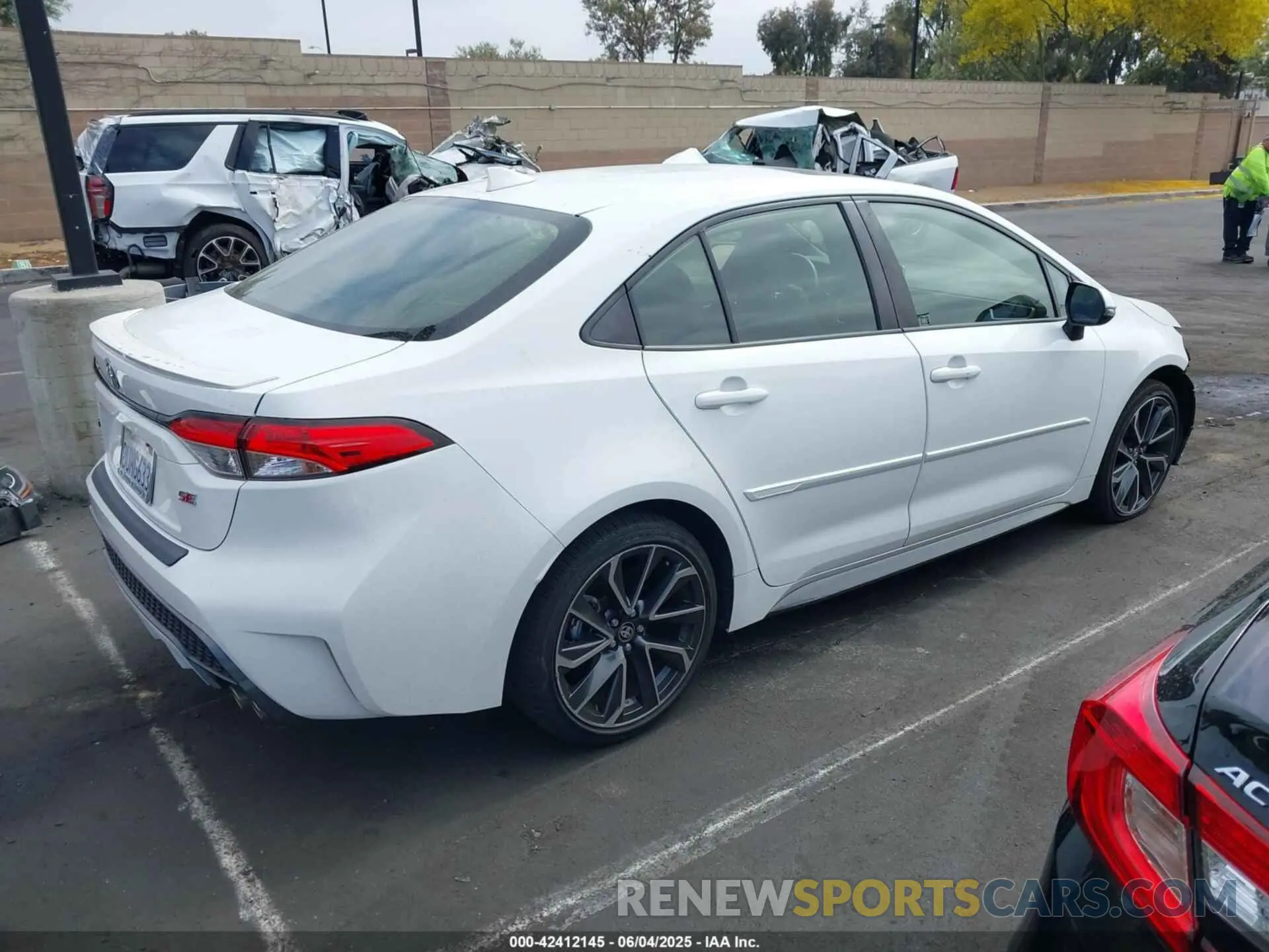 4 fotografías del automóvil dañado JTDP4MCE2MJ063621 TOYOTA COROLLA 2021
