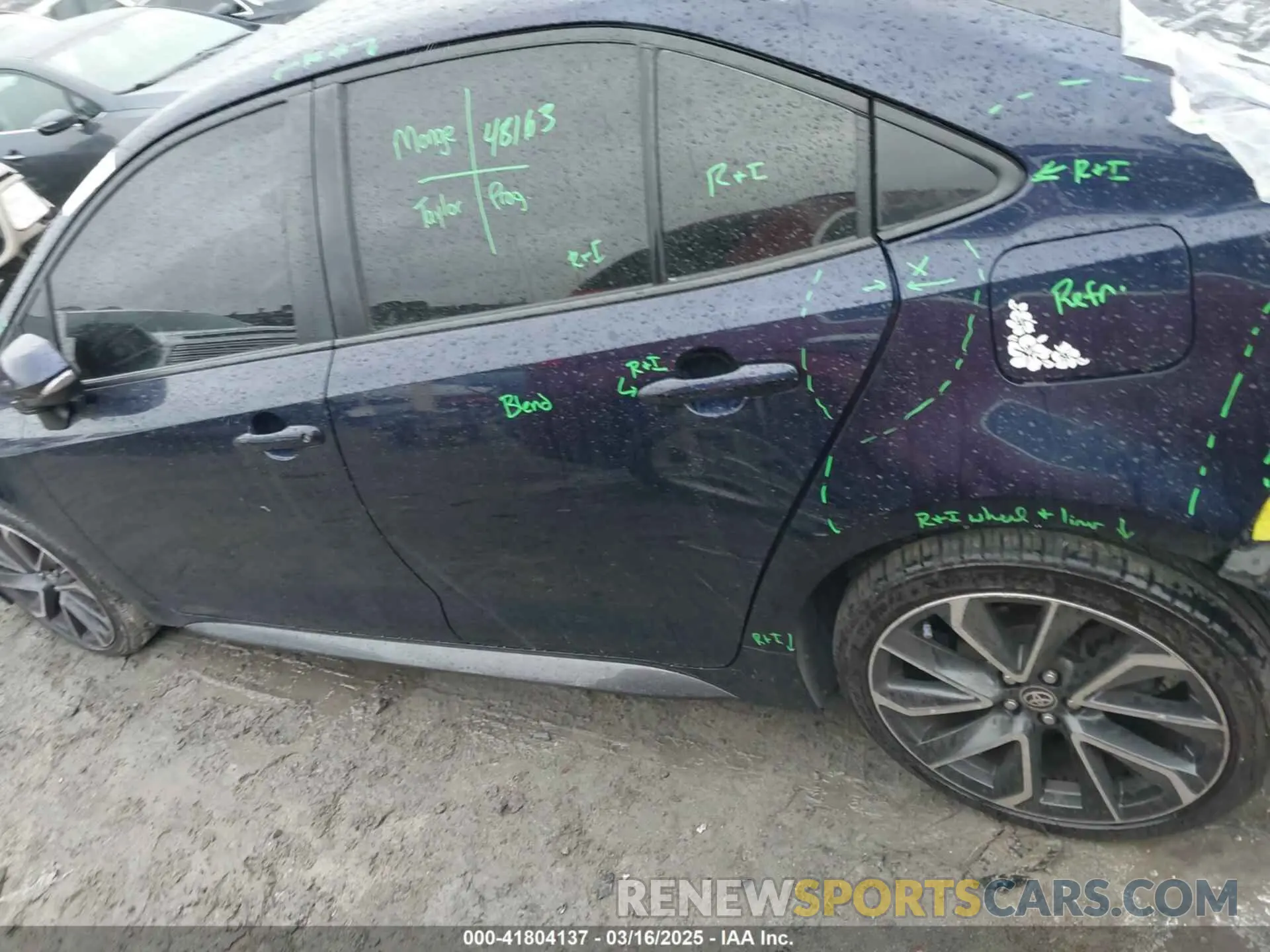 14 fotografías del automóvil dañado JTDP4MCE7MJ065672 TOYOTA COROLLA 2021