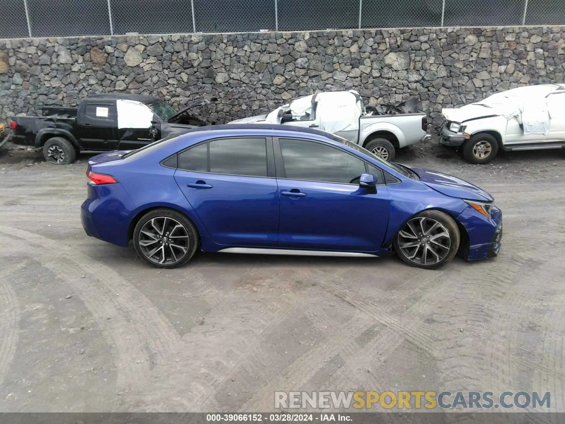 13 fotografías del automóvil dañado JTDS4MCE2MJ067372 TOYOTA COROLLA 2021