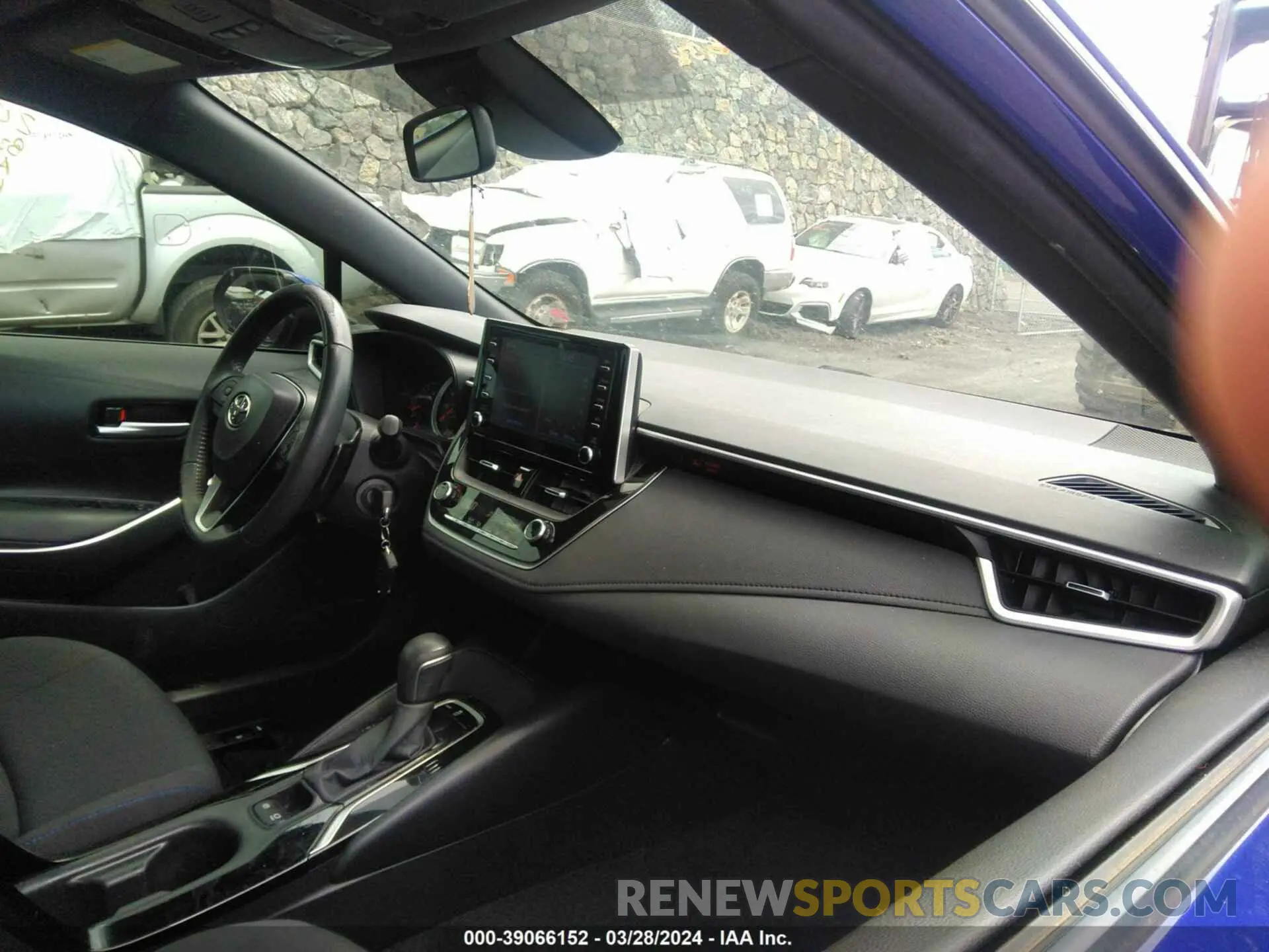 5 fotografías del automóvil dañado JTDS4MCE2MJ067372 TOYOTA COROLLA 2021