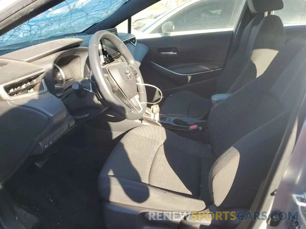7 fotografías del automóvil dañado JTDS4MCE4MJ067826 TOYOTA COROLLA 2021
