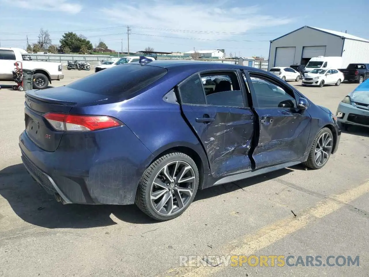 3 fotografías del automóvil dañado JTDS4MCE4MJ076588 TOYOTA COROLLA 2021
