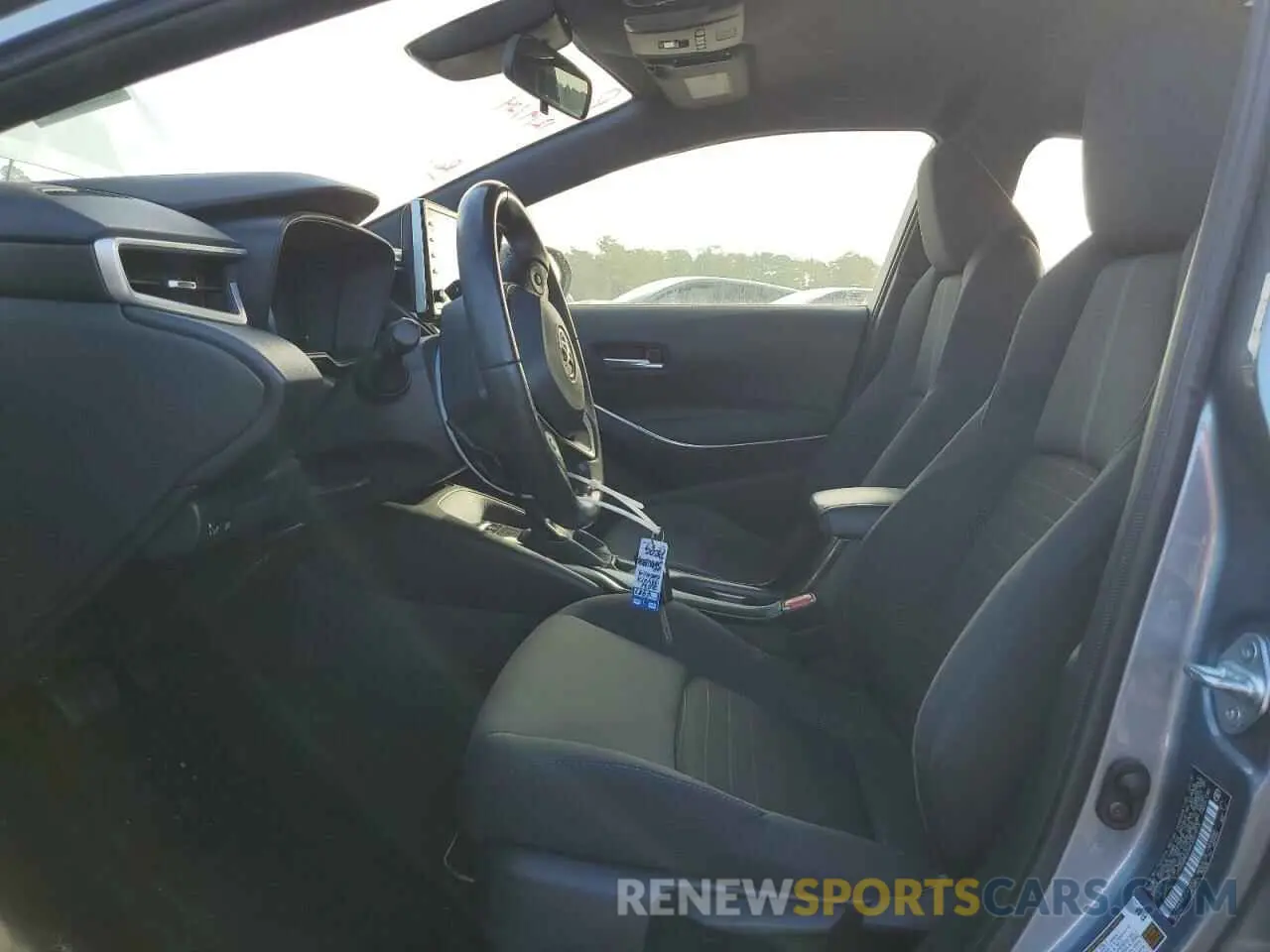 7 fotografías del automóvil dañado JTDS4MCE6MJ057413 TOYOTA COROLLA 2021