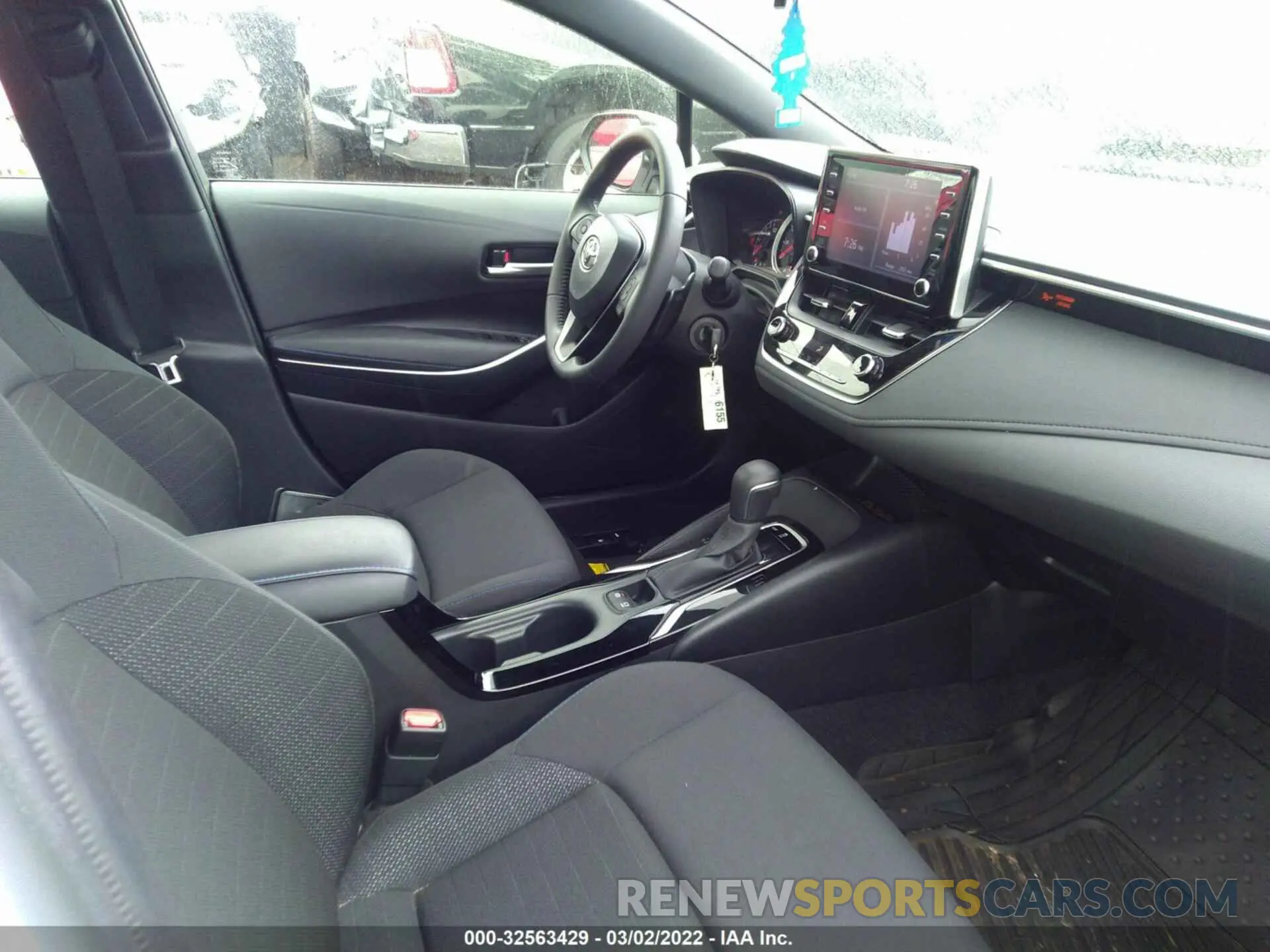 5 fotografías del automóvil dañado JTDS4MCE7MJ063916 TOYOTA COROLLA 2021