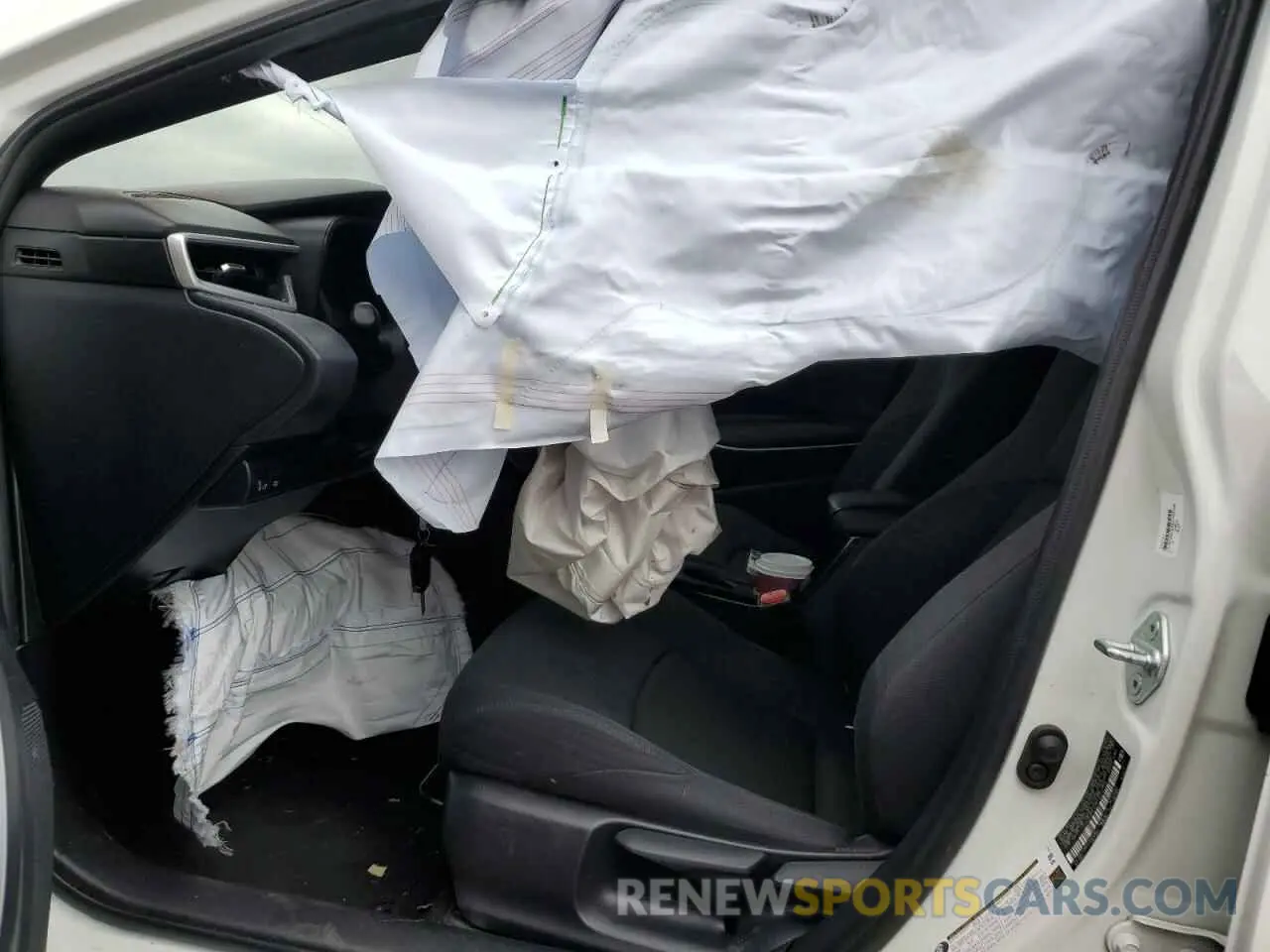 7 fotografías del automóvil dañado JTDS4MCE8MJ065366 TOYOTA COROLLA 2021