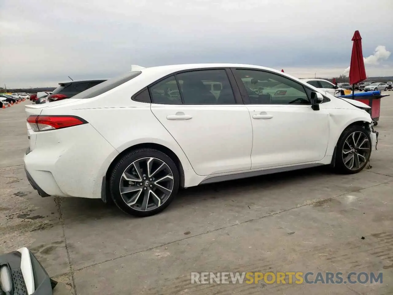3 fotografías del automóvil dañado JTDS4MCE9MJ055607 TOYOTA COROLLA 2021