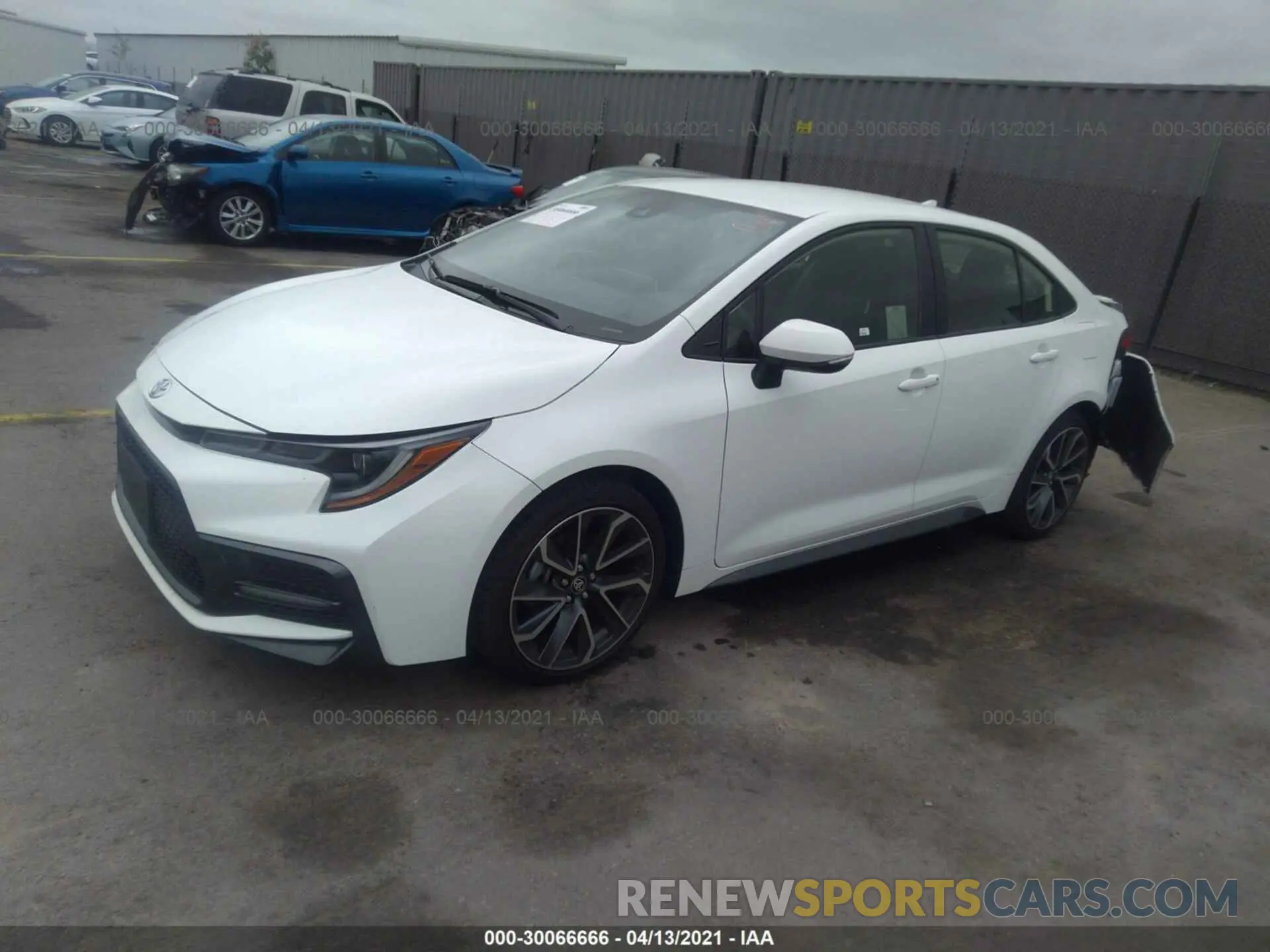 2 fotografías del automóvil dañado JTDS4MCE9MJ059088 TOYOTA COROLLA 2021