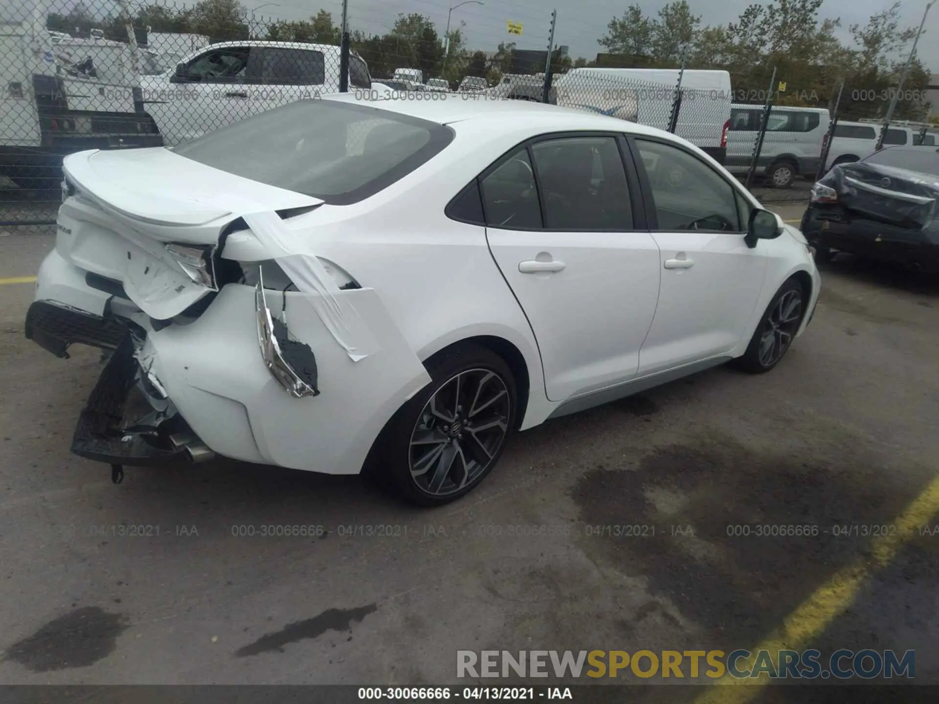 4 fotografías del automóvil dañado JTDS4MCE9MJ059088 TOYOTA COROLLA 2021
