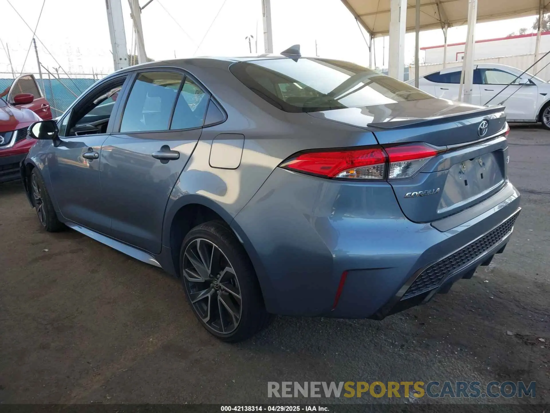 3 fotografías del automóvil dañado JTDS4MCE9MJ064310 TOYOTA COROLLA 2021