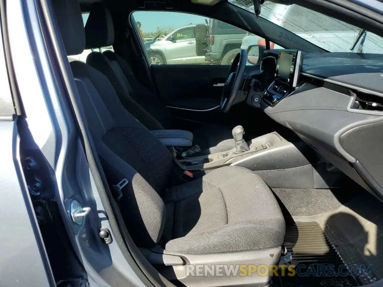 5 fotografías del automóvil dañado JTDS4MCE9MJ075369 TOYOTA COROLLA 2021