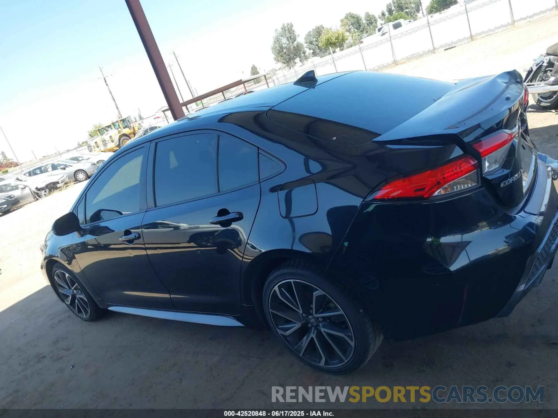 14 fotografías del automóvil dañado JTDS4MCE9MJ079731 TOYOTA COROLLA 2021