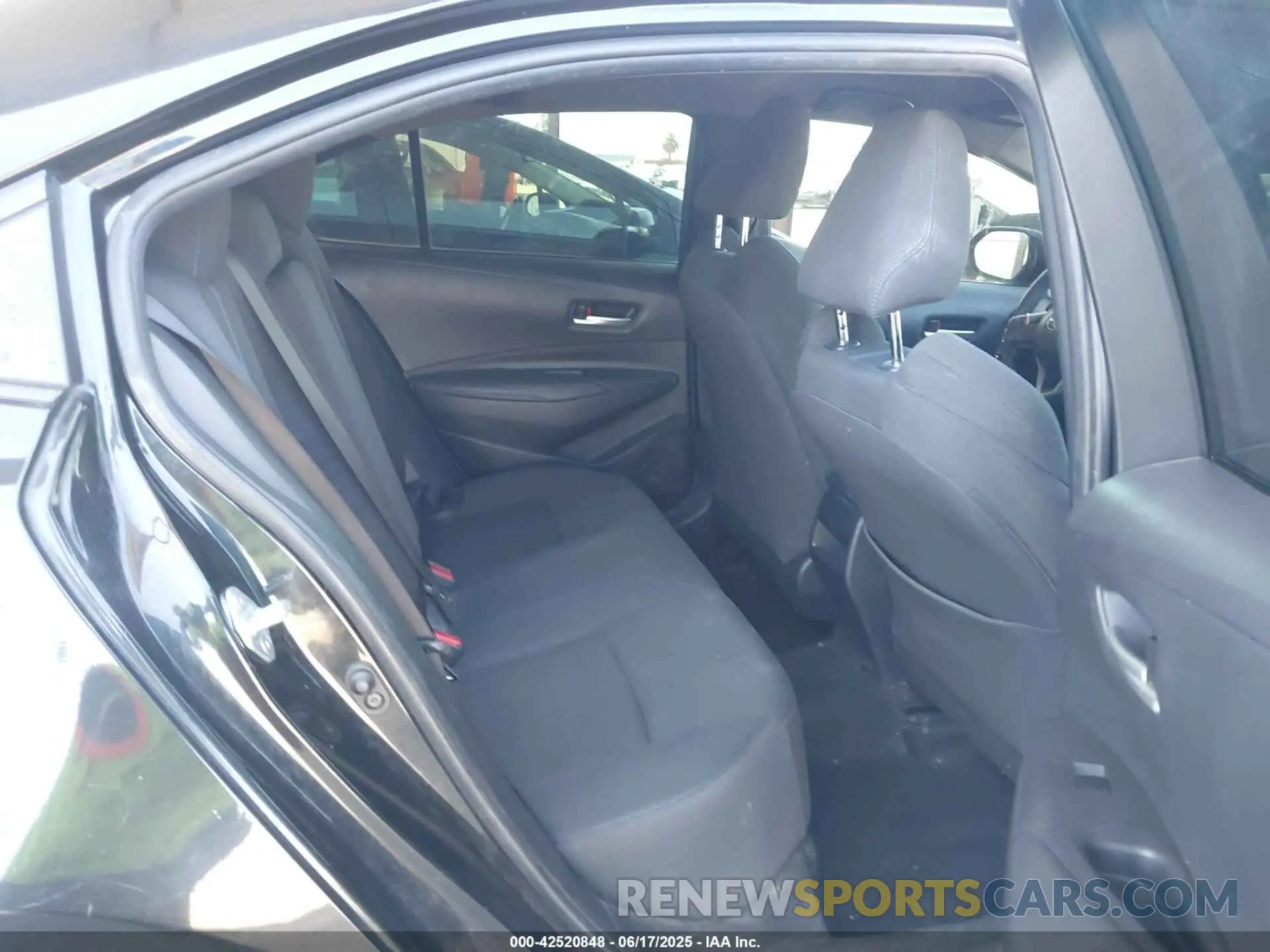 8 fotografías del automóvil dañado JTDS4MCE9MJ079731 TOYOTA COROLLA 2021