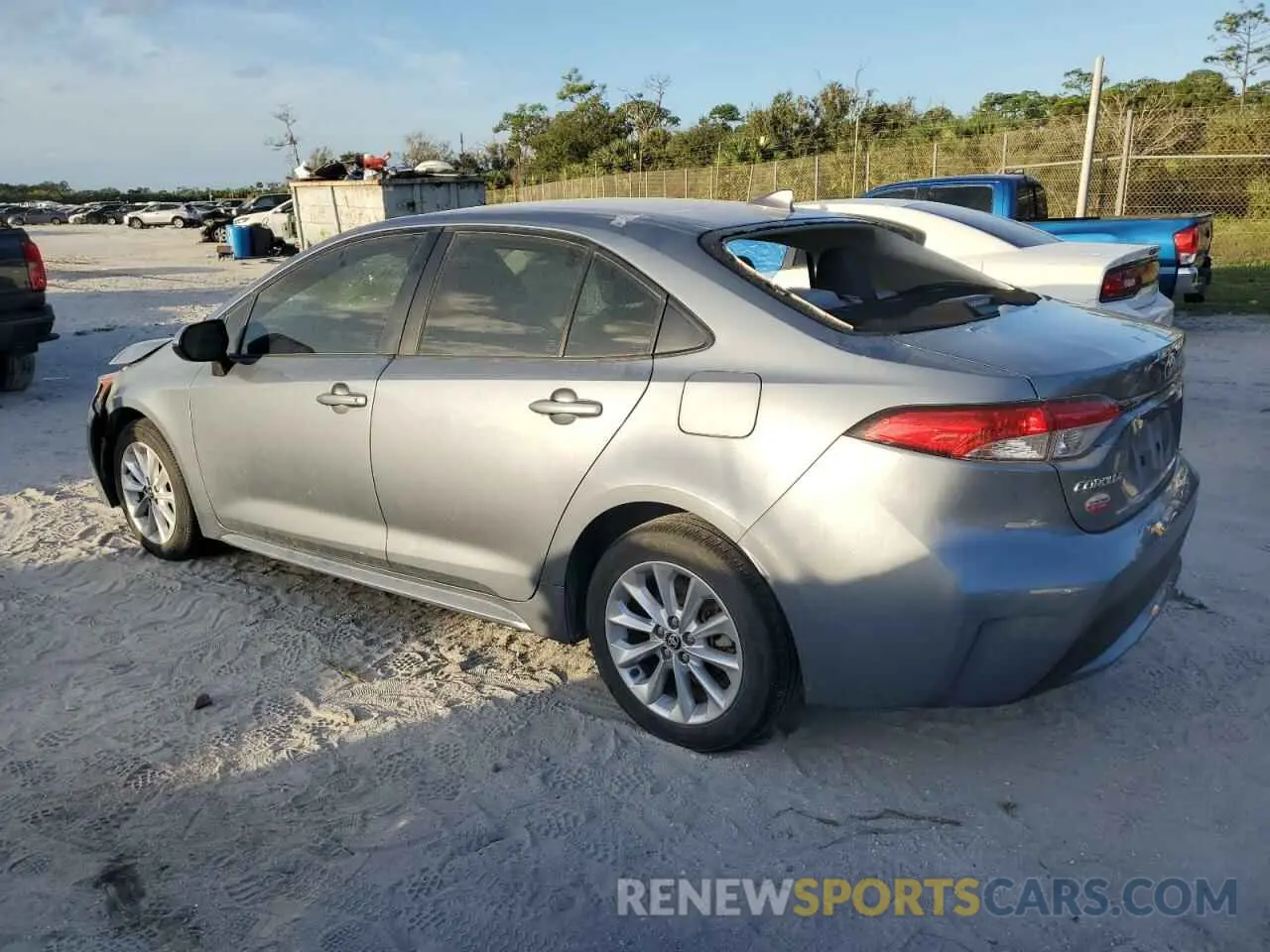 2 fotografías del automóvil dañado JTDVPMAE2MJ121759 TOYOTA COROLLA 2021