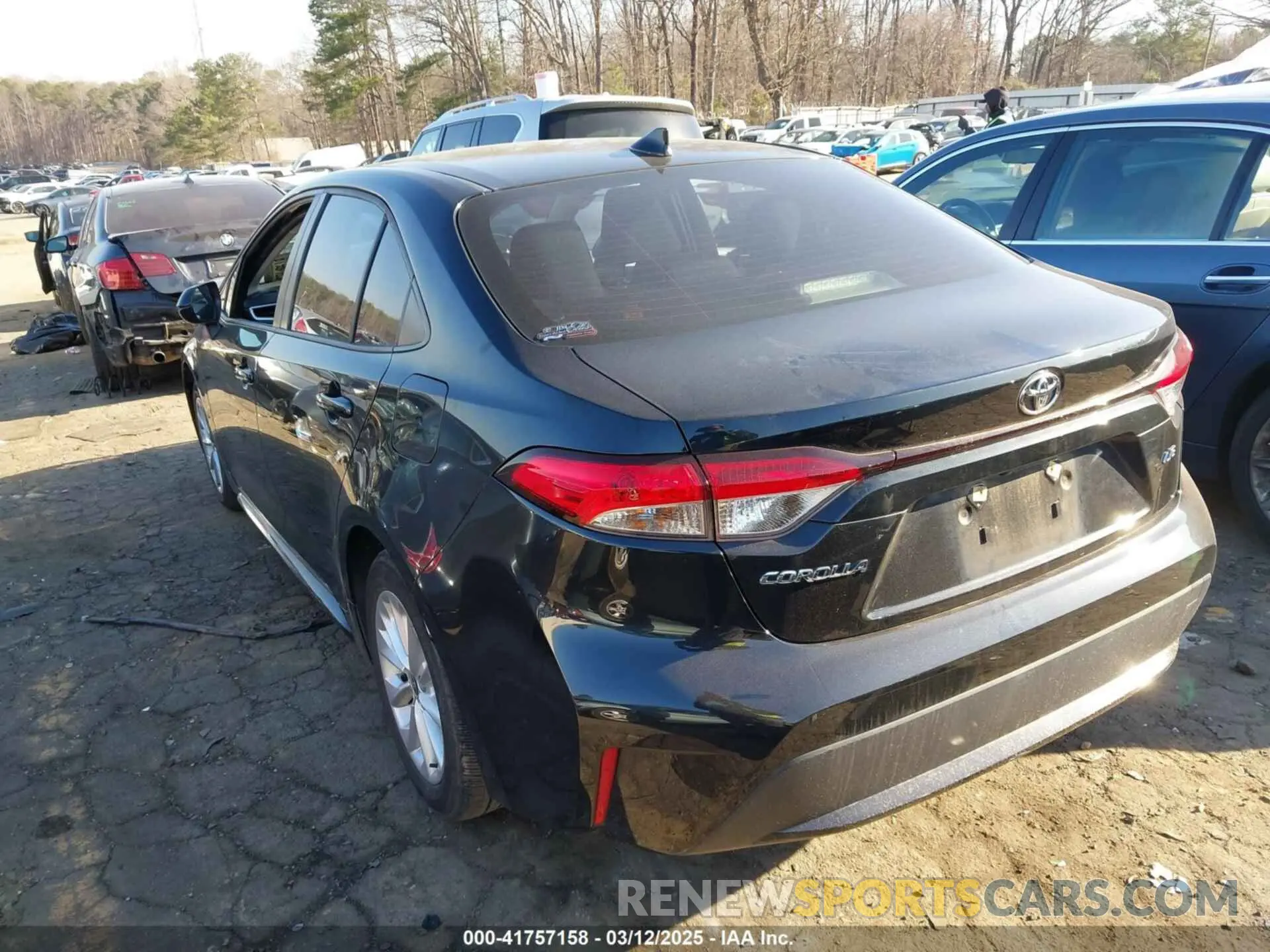 3 fotografías del automóvil dañado JTDVPMAE2MJ123219 TOYOTA COROLLA 2021