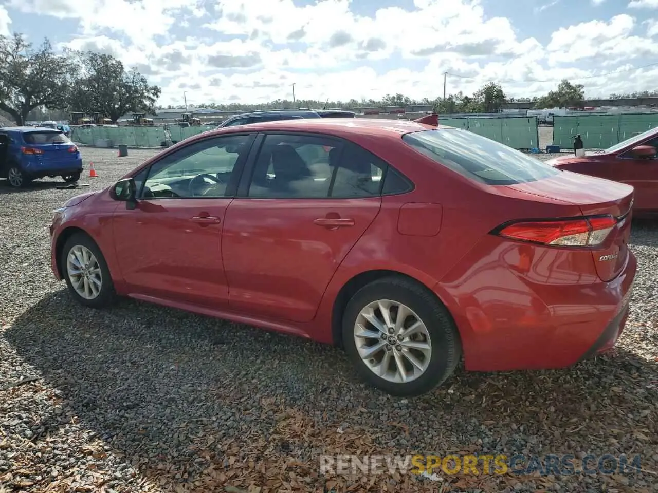2 fotografías del automóvil dañado JTDVPMAE4MJ121486 TOYOTA COROLLA 2021
