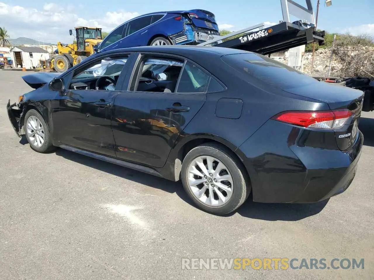 2 fotografías del automóvil dañado JTDVPMAE7MJ174067 TOYOTA COROLLA 2021