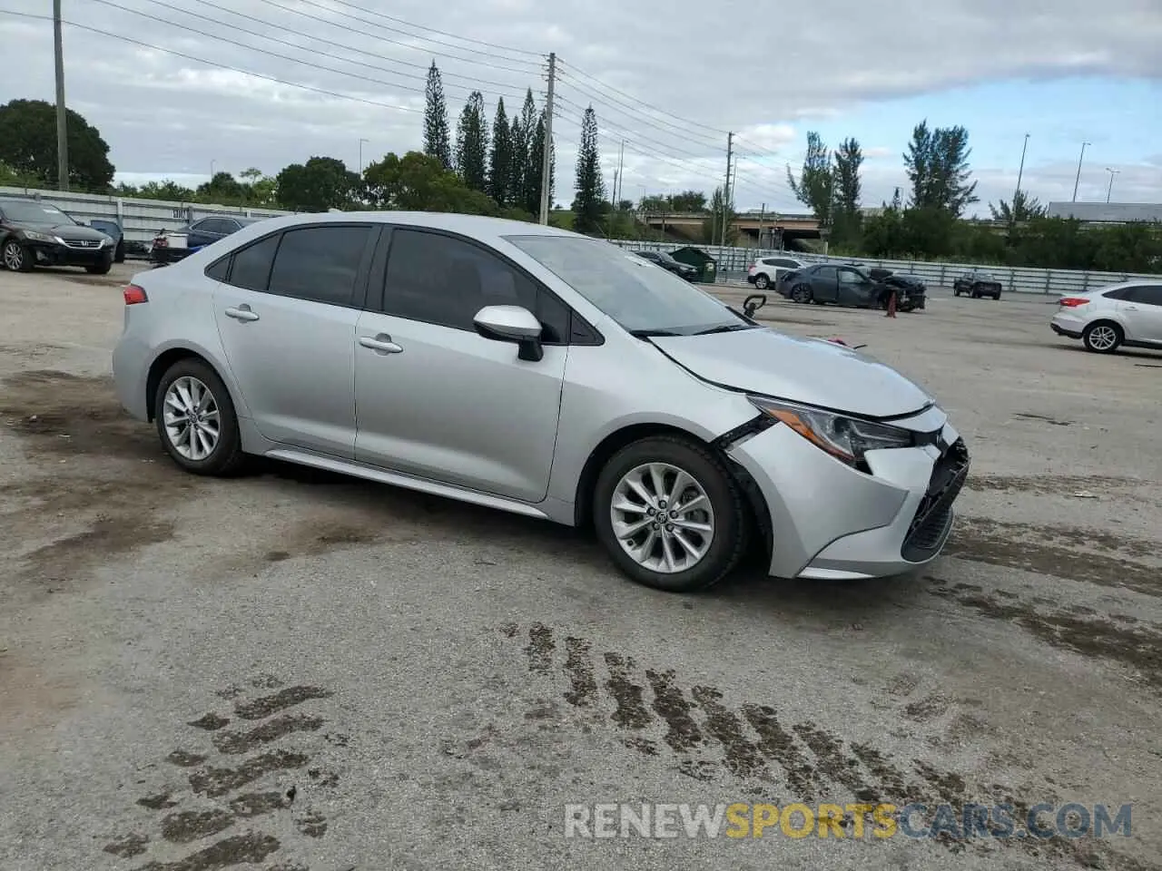 4 fotografías del automóvil dañado JTDVPMAE8MJ163322 TOYOTA COROLLA 2021