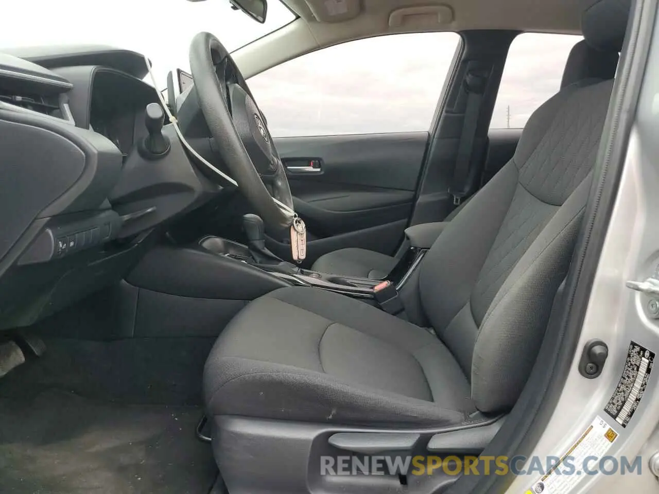 7 fotografías del automóvil dañado JTDVPMAE8MJ163322 TOYOTA COROLLA 2021
