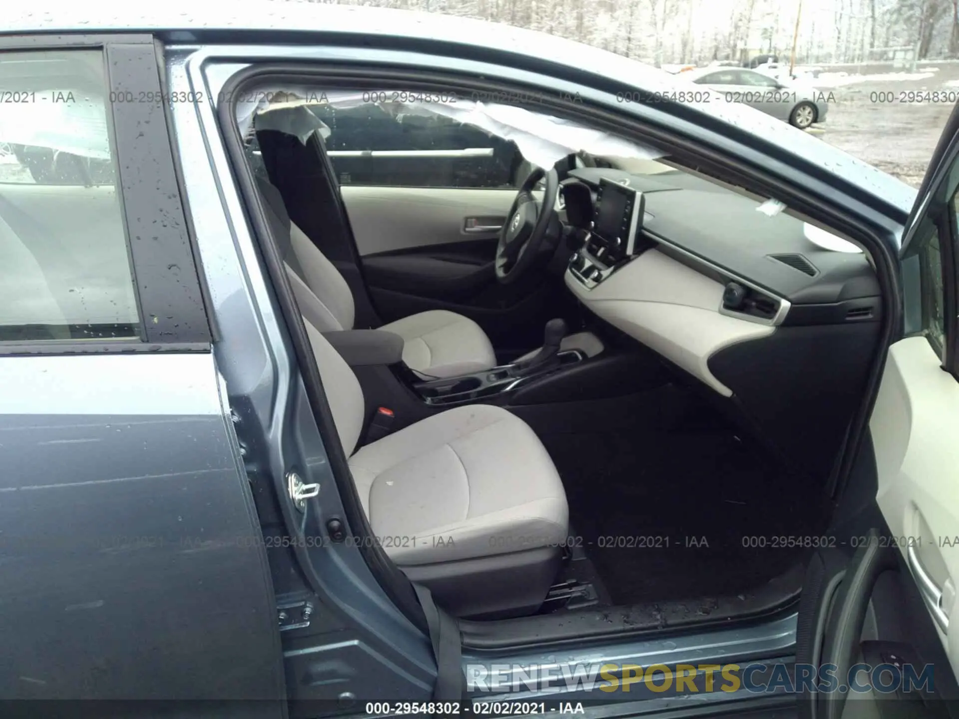 5 fotografías del automóvil dañado JTDVPMAE9MJ128210 TOYOTA COROLLA 2021