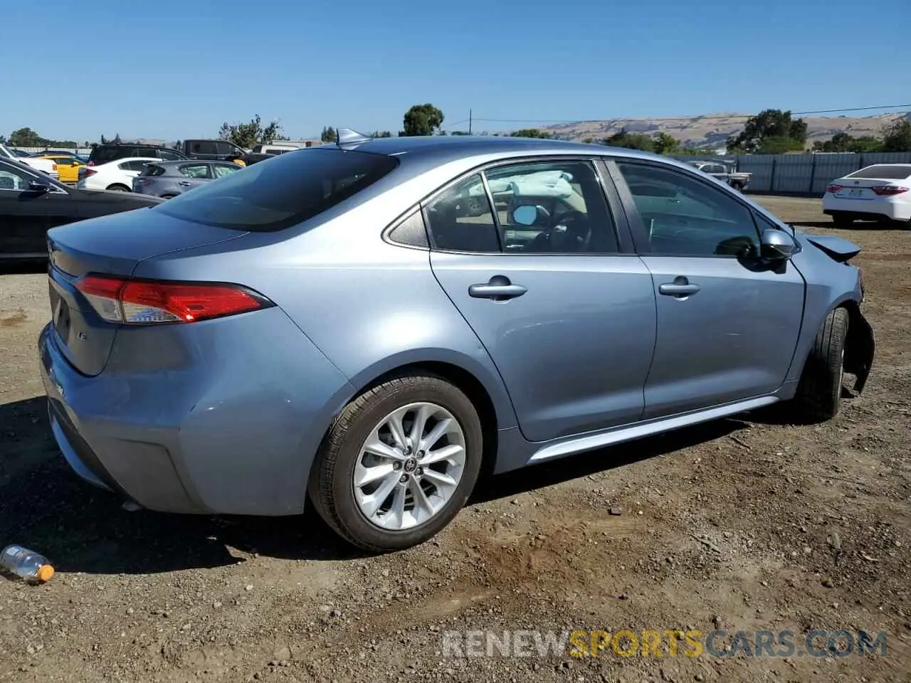3 fotografías del automóvil dañado JTDVPMAEXMJ159983 TOYOTA COROLLA 2021