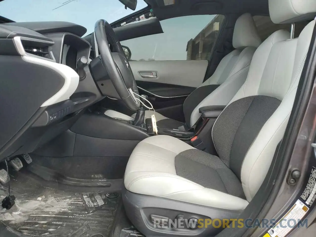 7 fotografías del automóvil dañado JTNA4MBE1M3107261 TOYOTA COROLLA 2021