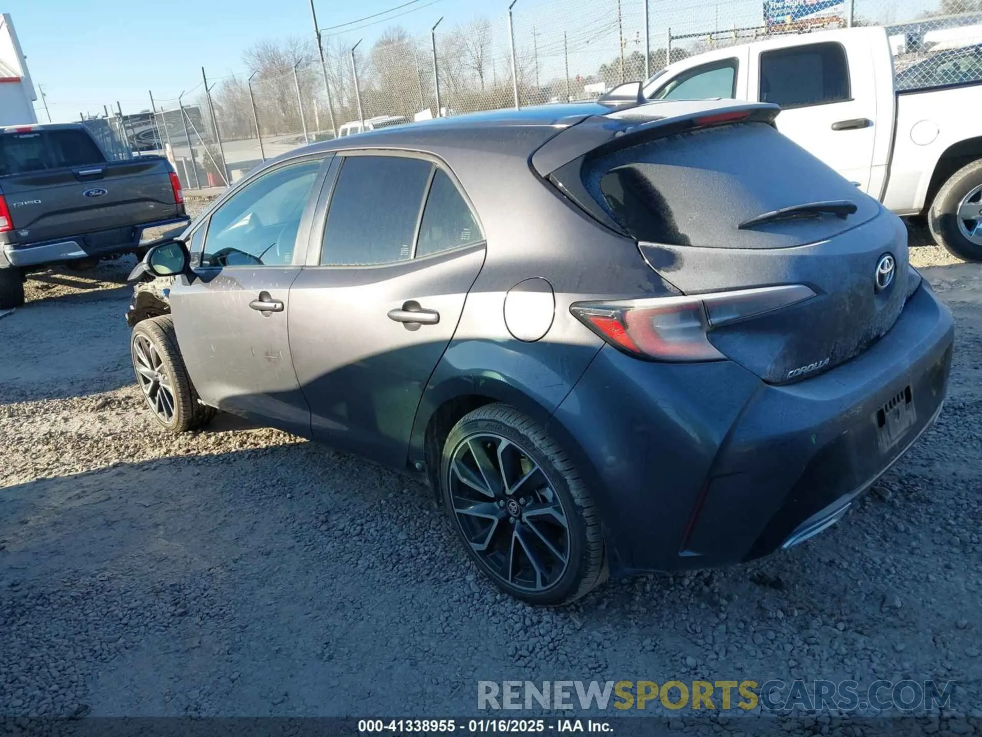 3 fotografías del automóvil dañado JTNA4MBE2M3140995 TOYOTA COROLLA 2021