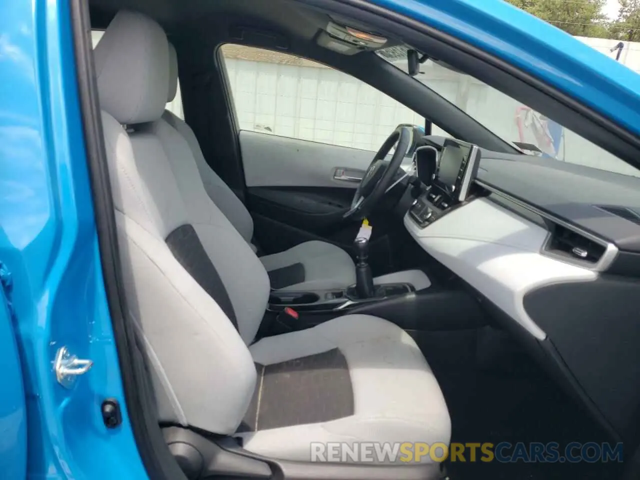 5 fotografías del automóvil dañado JTNB4MBE3M3125930 TOYOTA COROLLA 2021